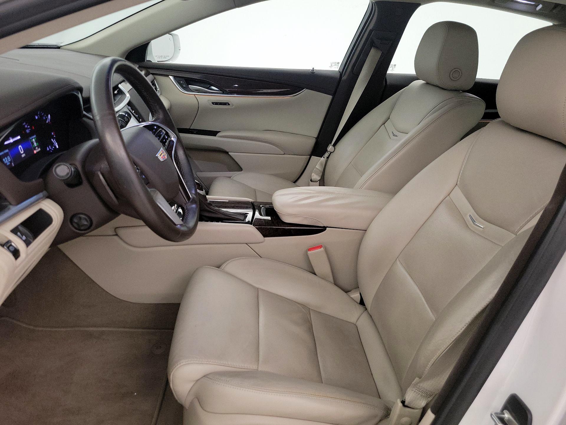 Thumbnail: 2016 Cadillac XTS - 11