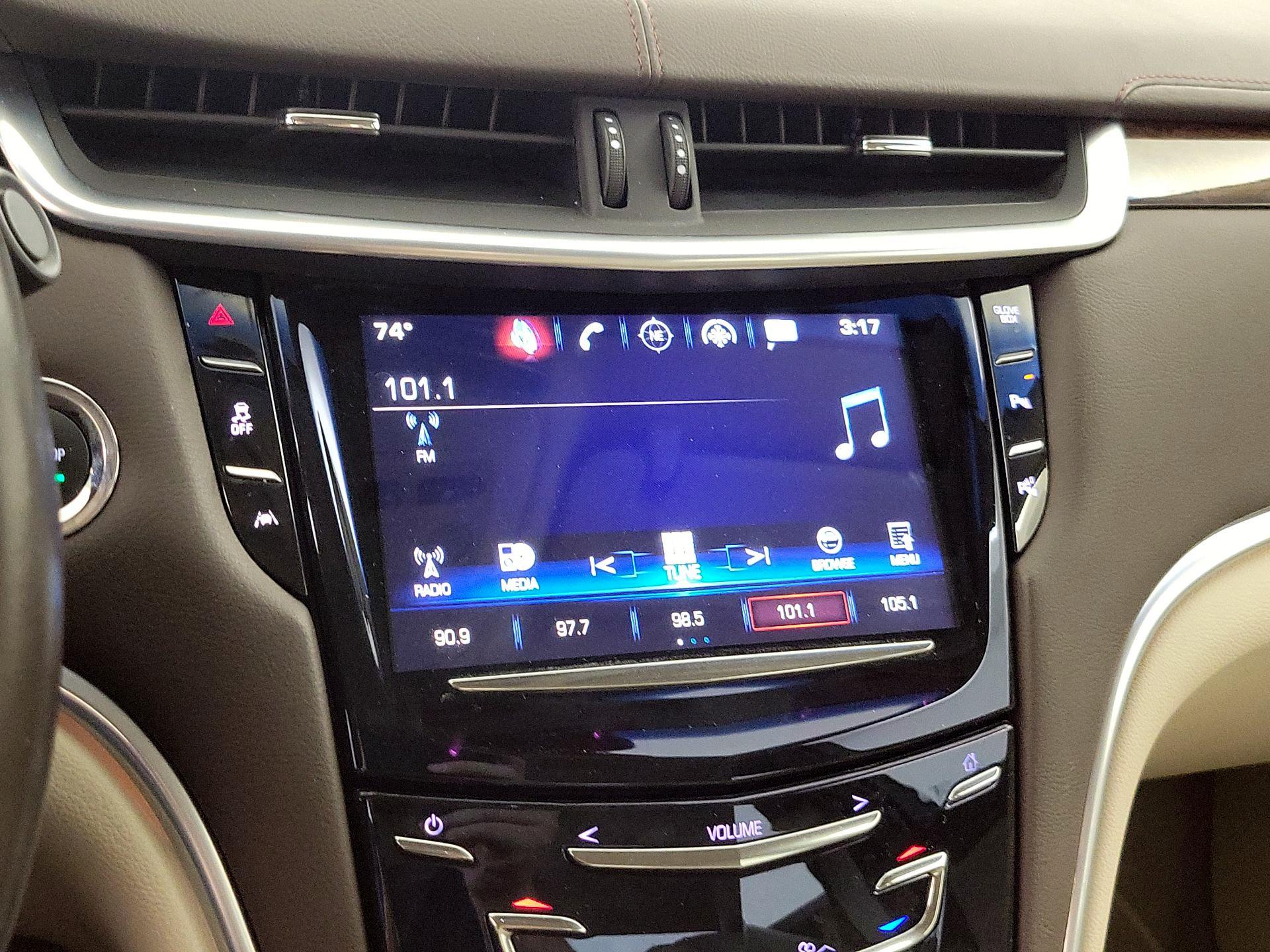 Thumbnail: 2016 Cadillac XTS - 16
