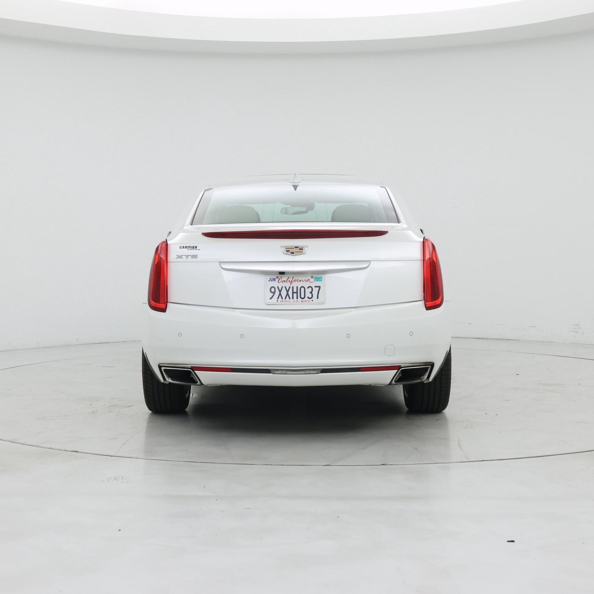 Thumbnail: 2016 Cadillac XTS - 6