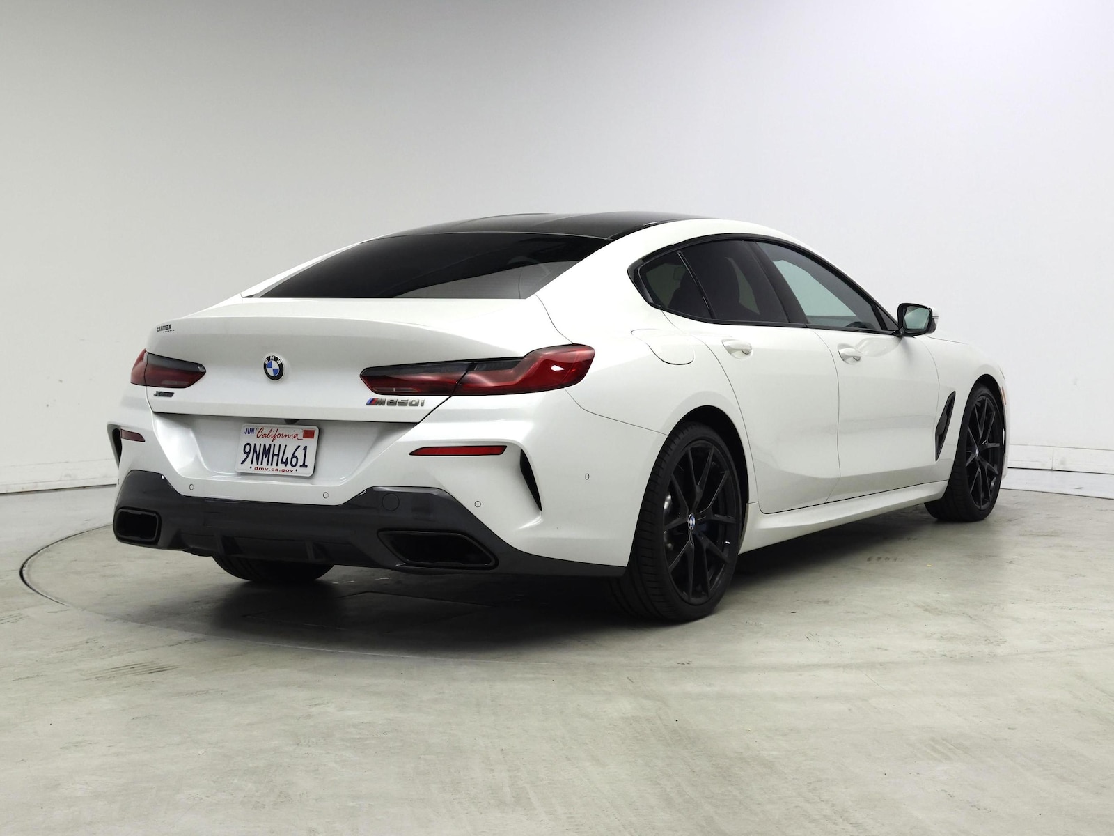 2021 BMW 8 Series M850i - Photo 9