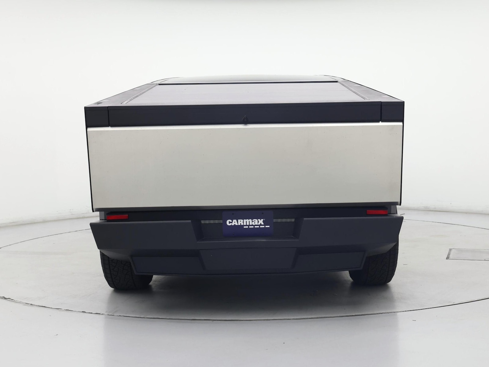 2025 Tesla Cybertruck Base - Photo 7