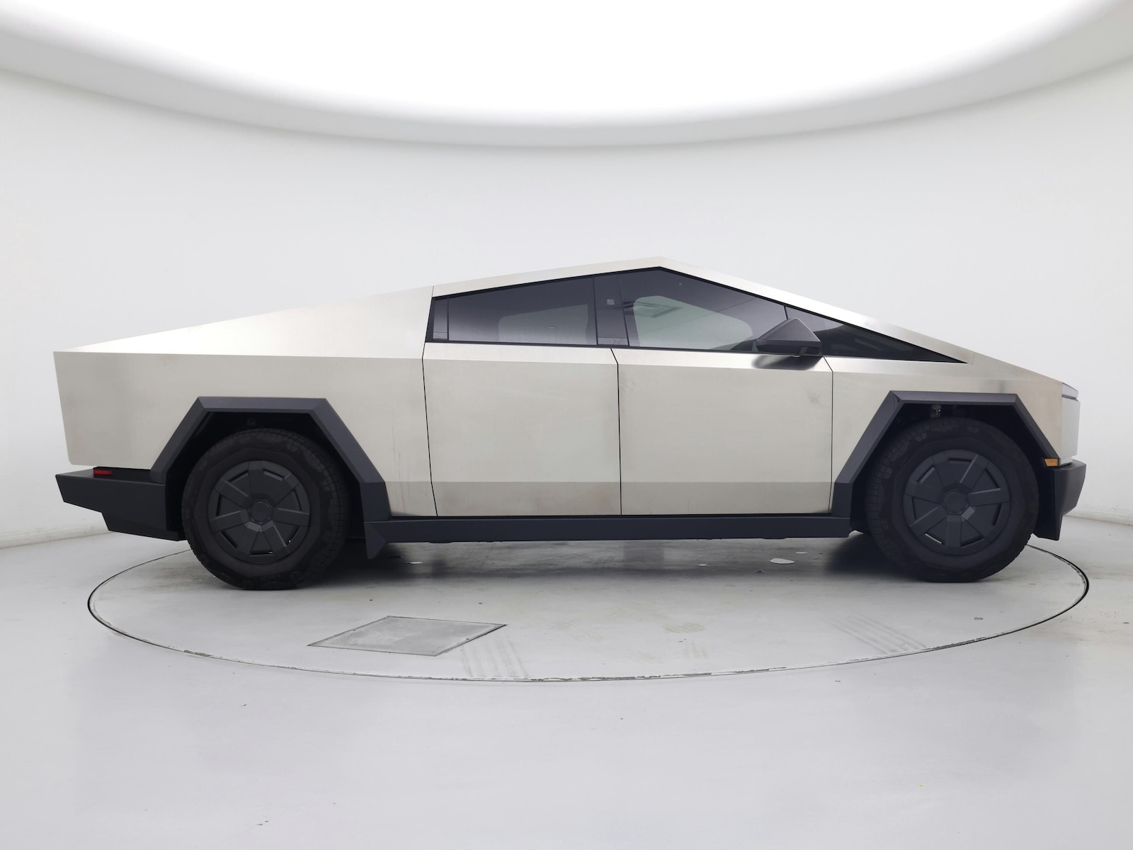 2025 Tesla Cybertruck Base - Photo 8
