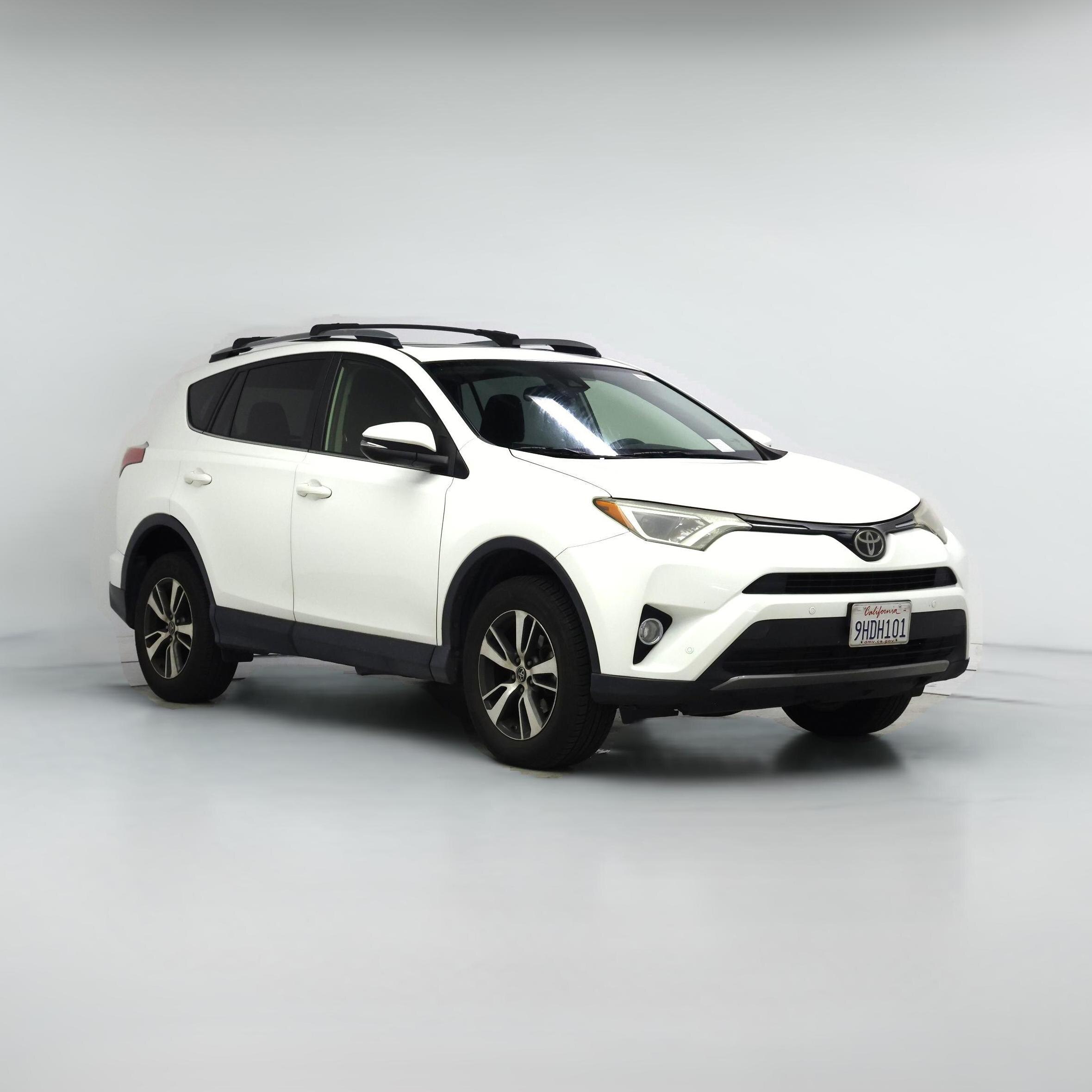 Thumbnail: 2017 Toyota RAV4 - 1
