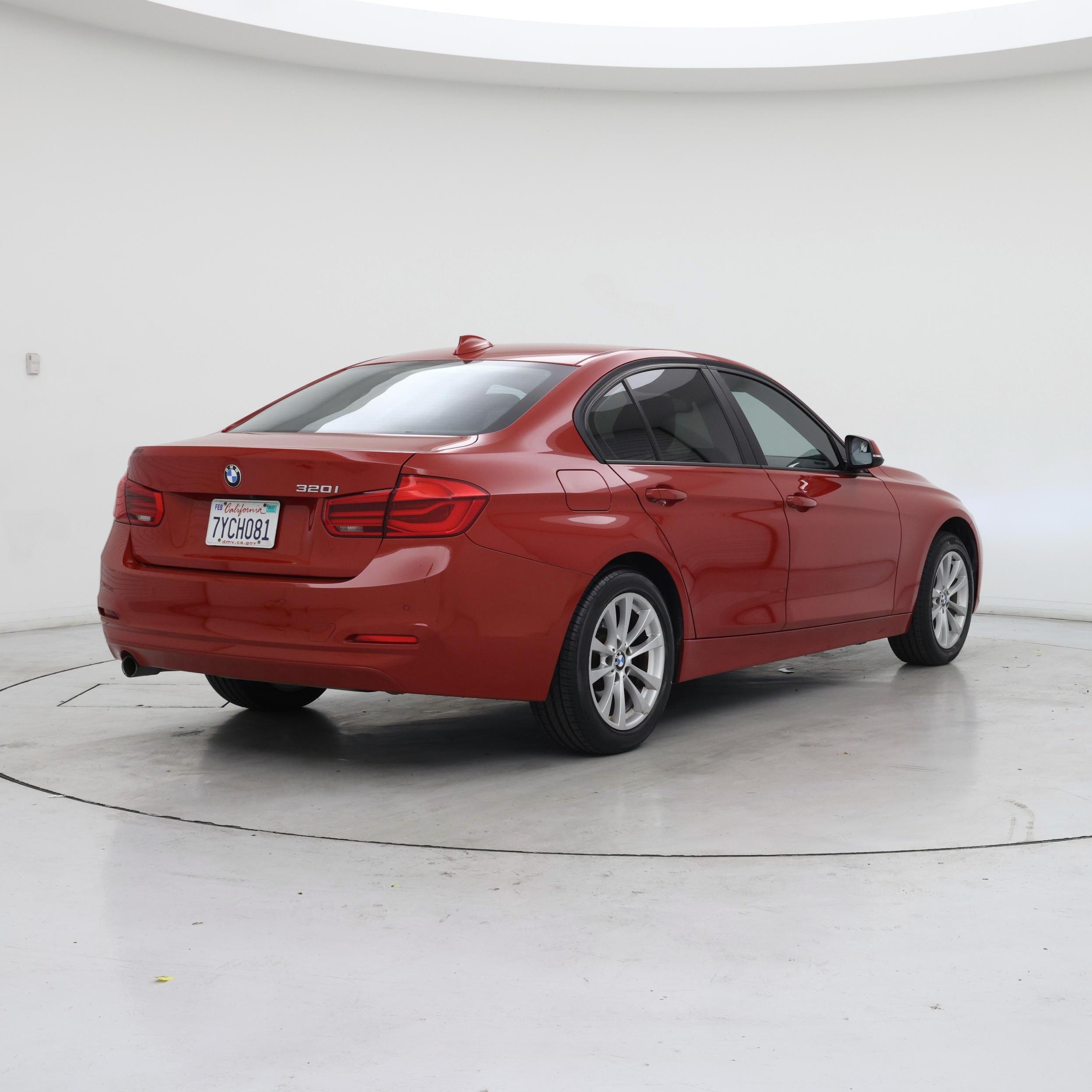 Thumbnail: 2016 BMW 3 Series - 8