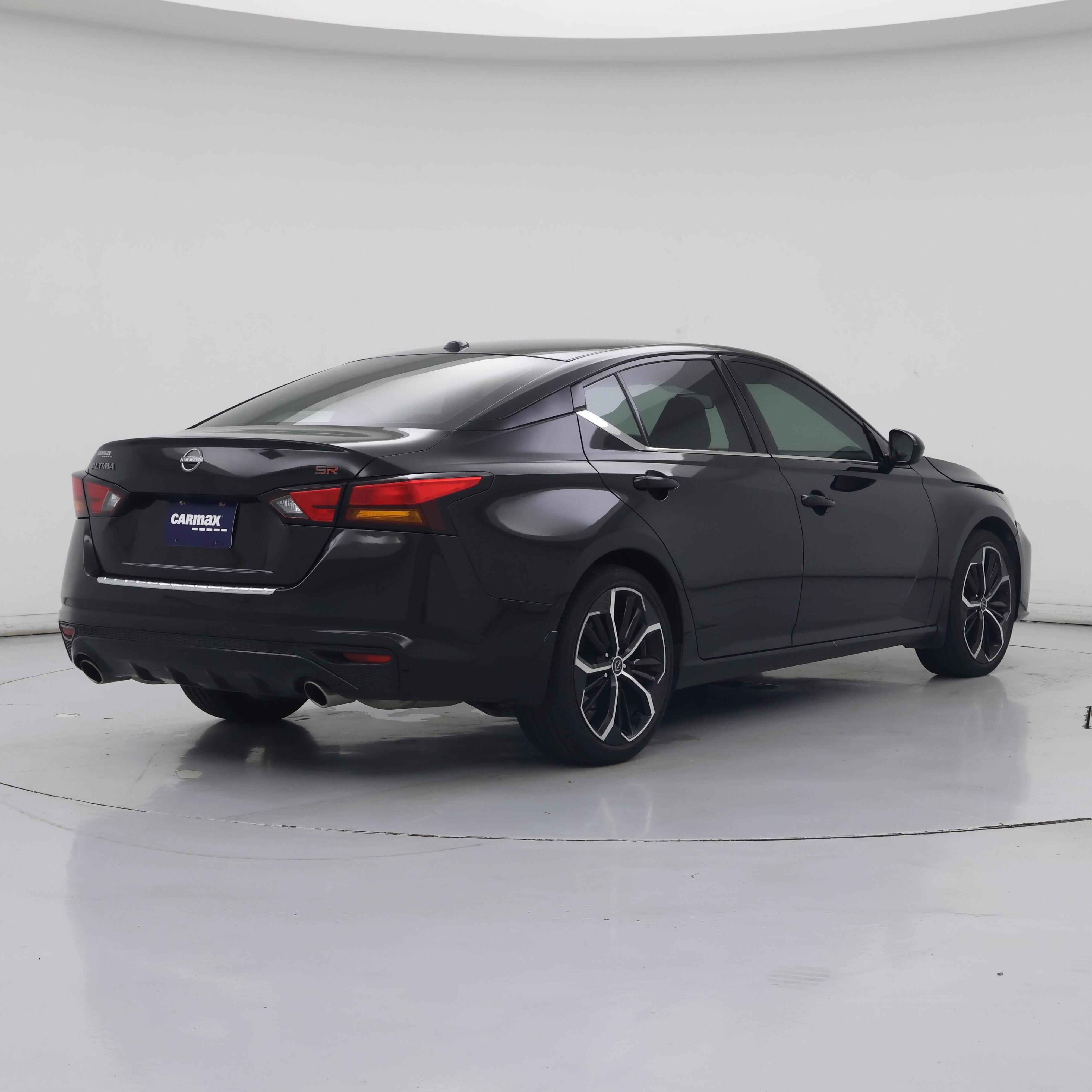 Thumbnail: 2023 Nissan Altima - 8