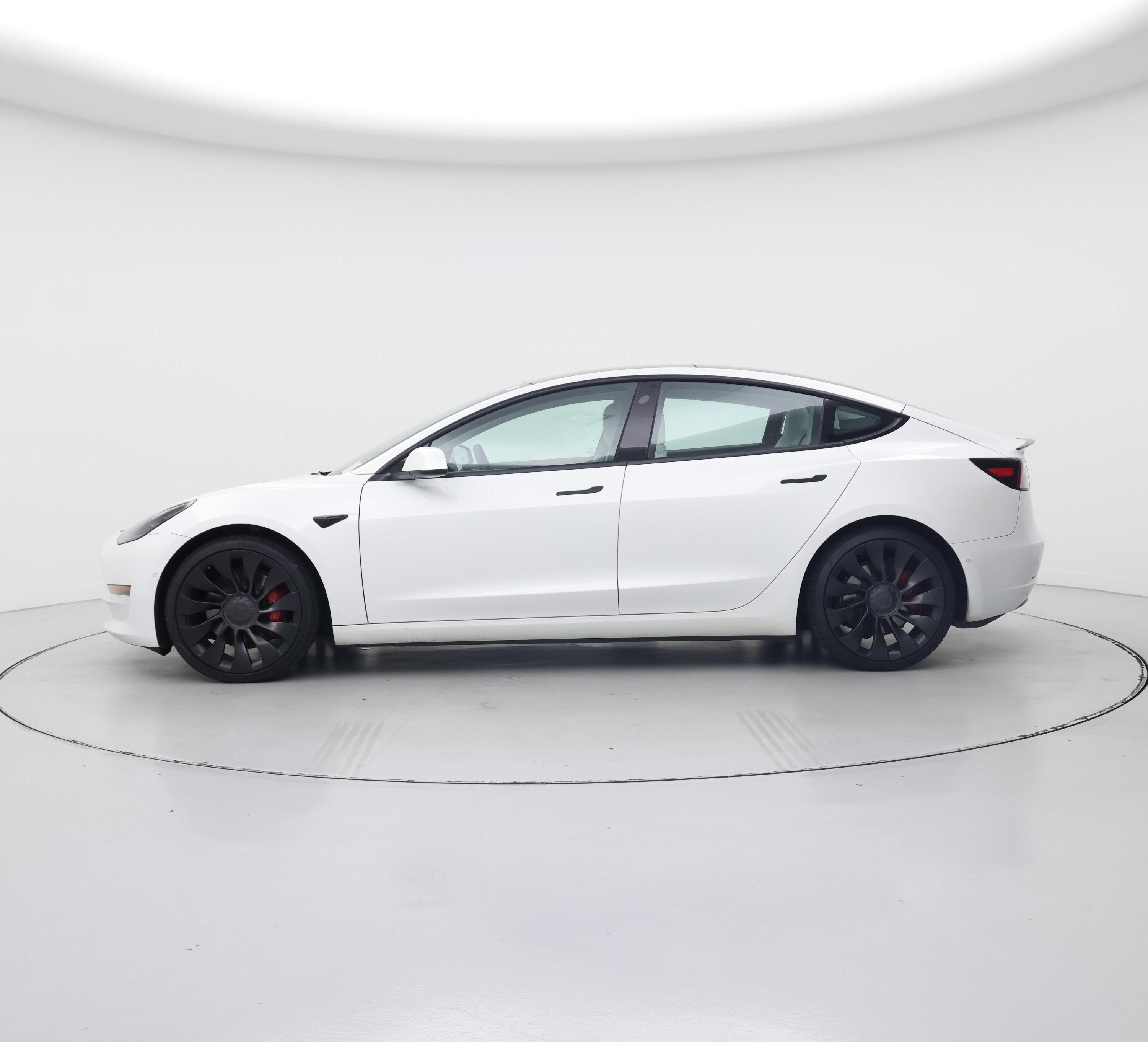 Thumbnail: 2022 Tesla Model 3 - 3