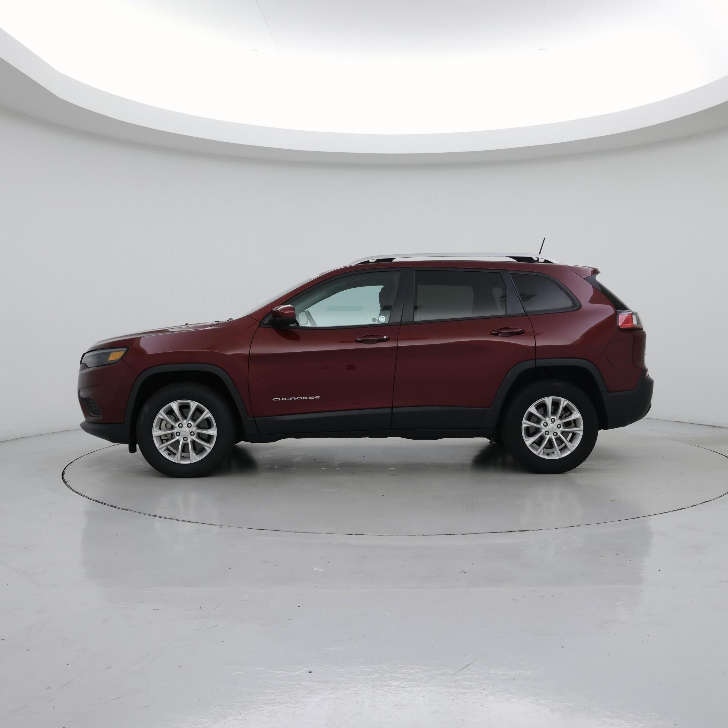Thumbnail: 2020 Jeep Cherokee - 3
