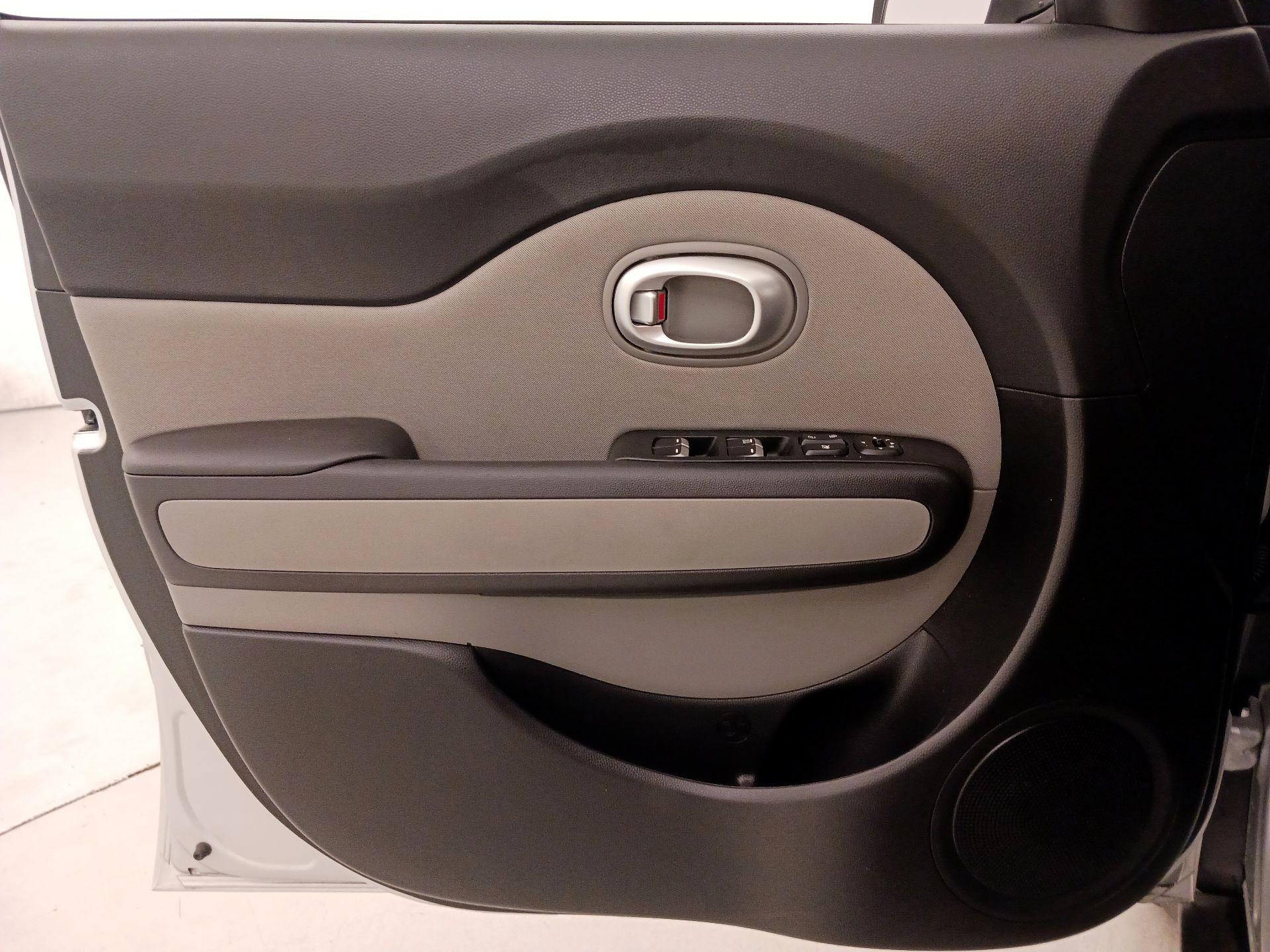 Thumbnail: 2019 Kia Soul - 12