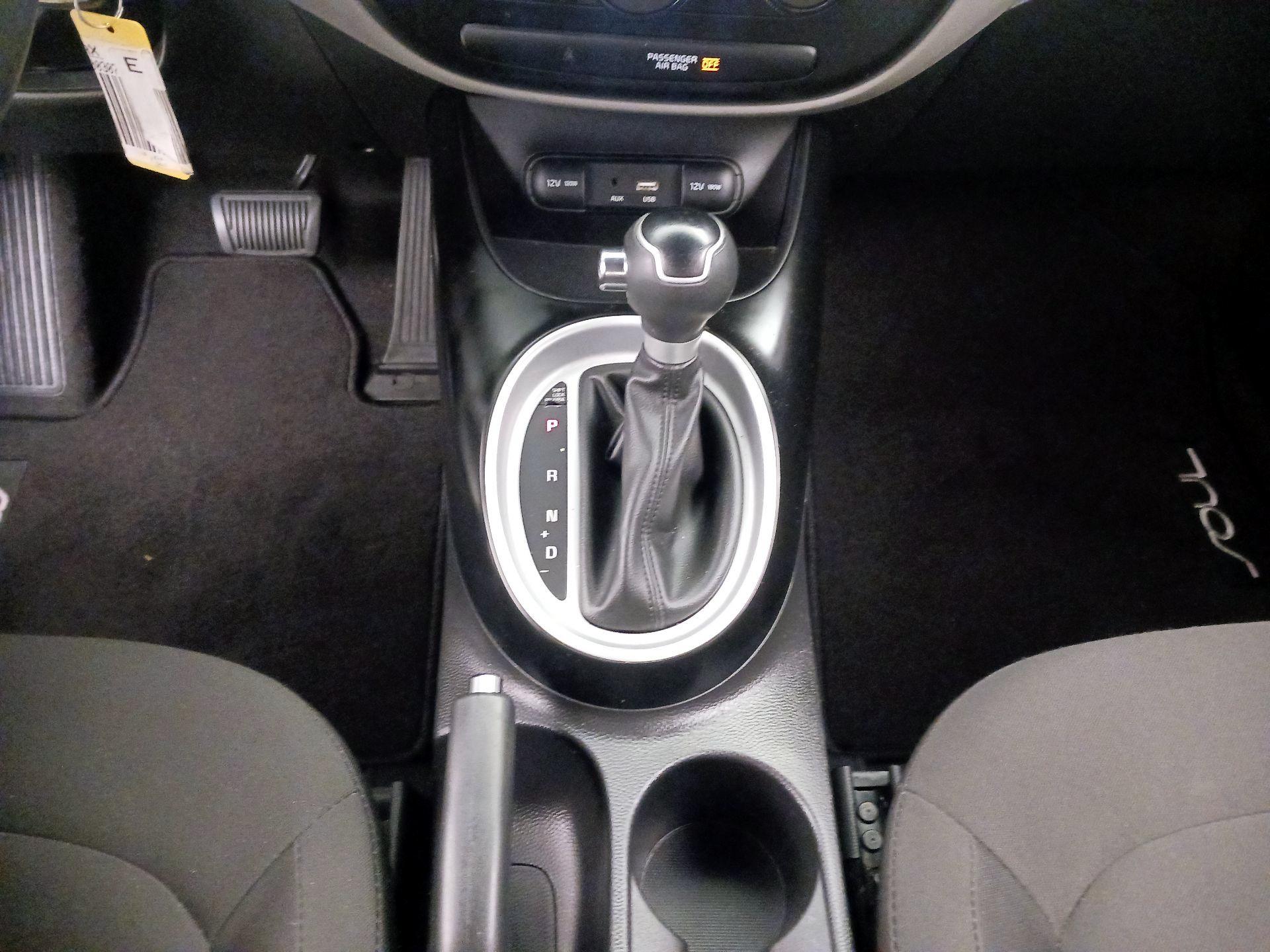 Thumbnail: 2019 Kia Soul - 17