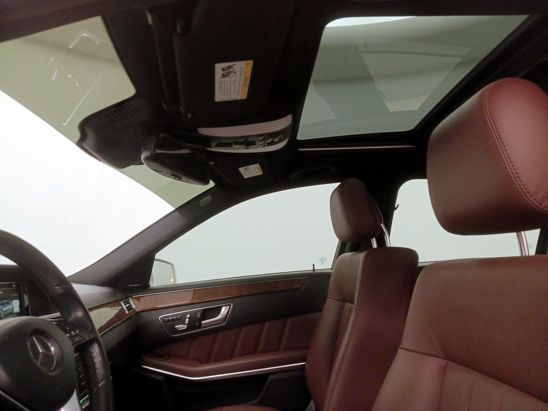 Thumbnail: 2016 Mercedes-Benz E-Class - 20