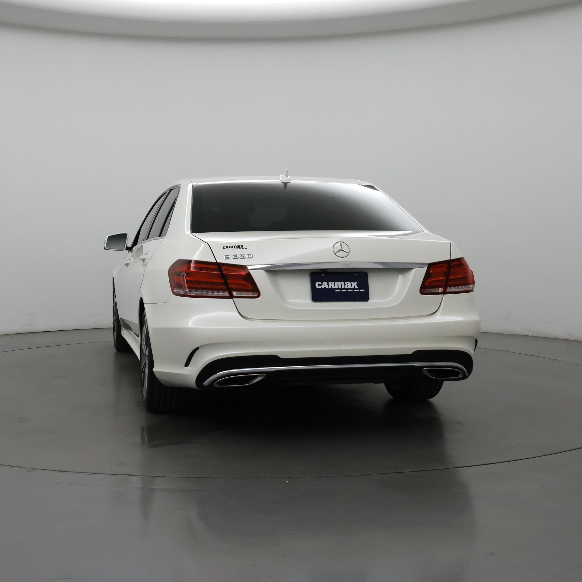 Thumbnail: 2016 Mercedes-Benz E-Class - 6