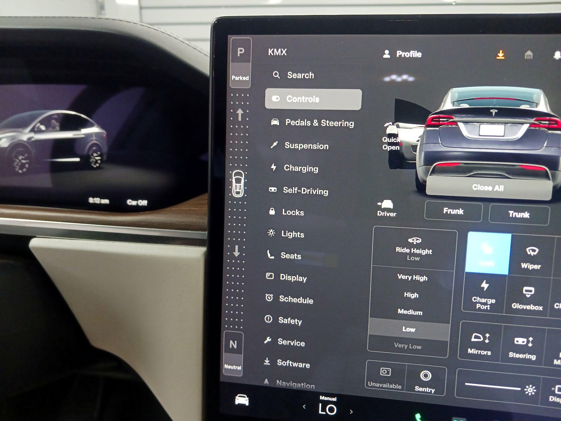Thumbnail: 2022 Tesla Model X - 13
