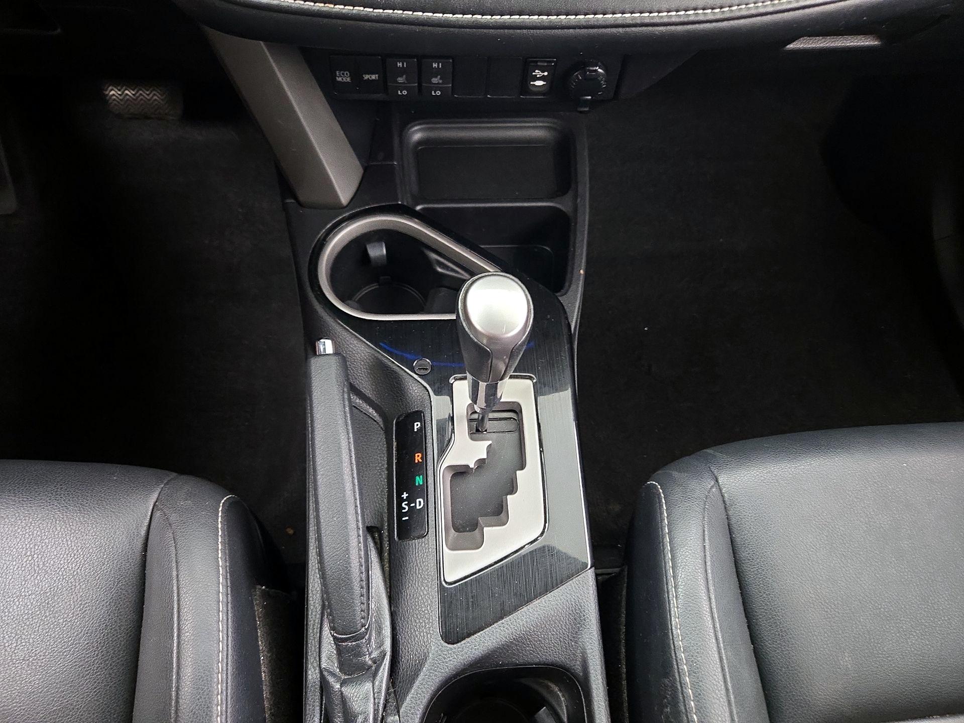 Thumbnail: 2018 Toyota RAV4 - 16
