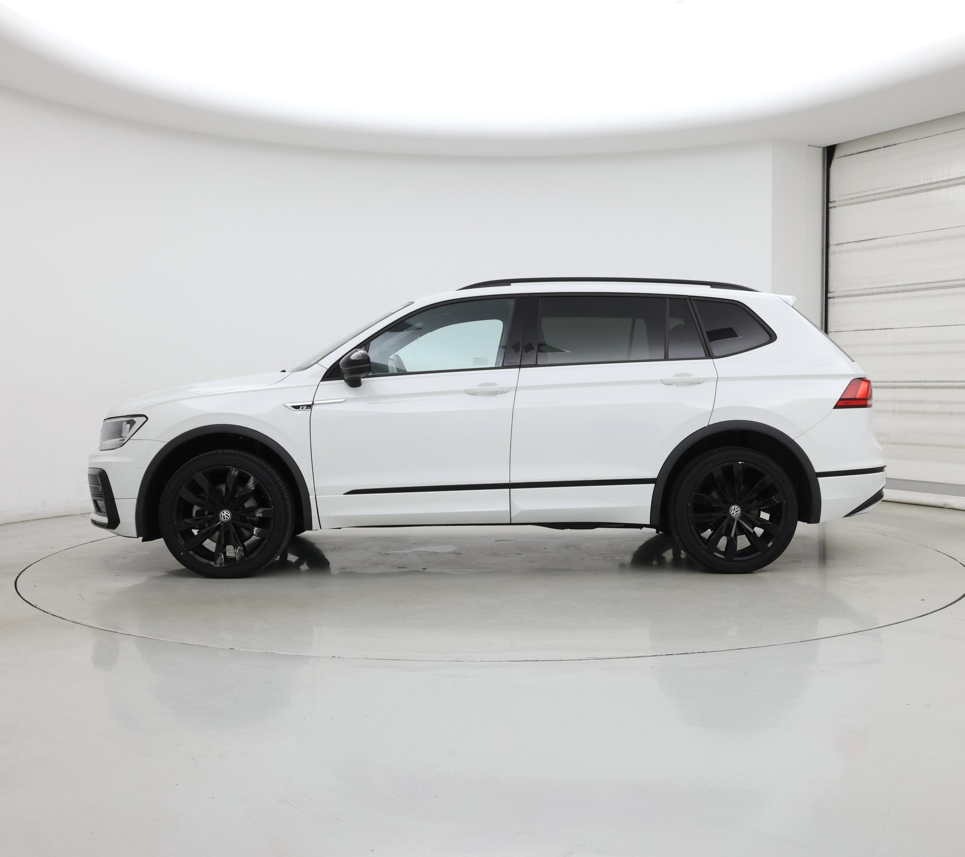 Thumbnail: 2021 Volkswagen Tiguan - 3