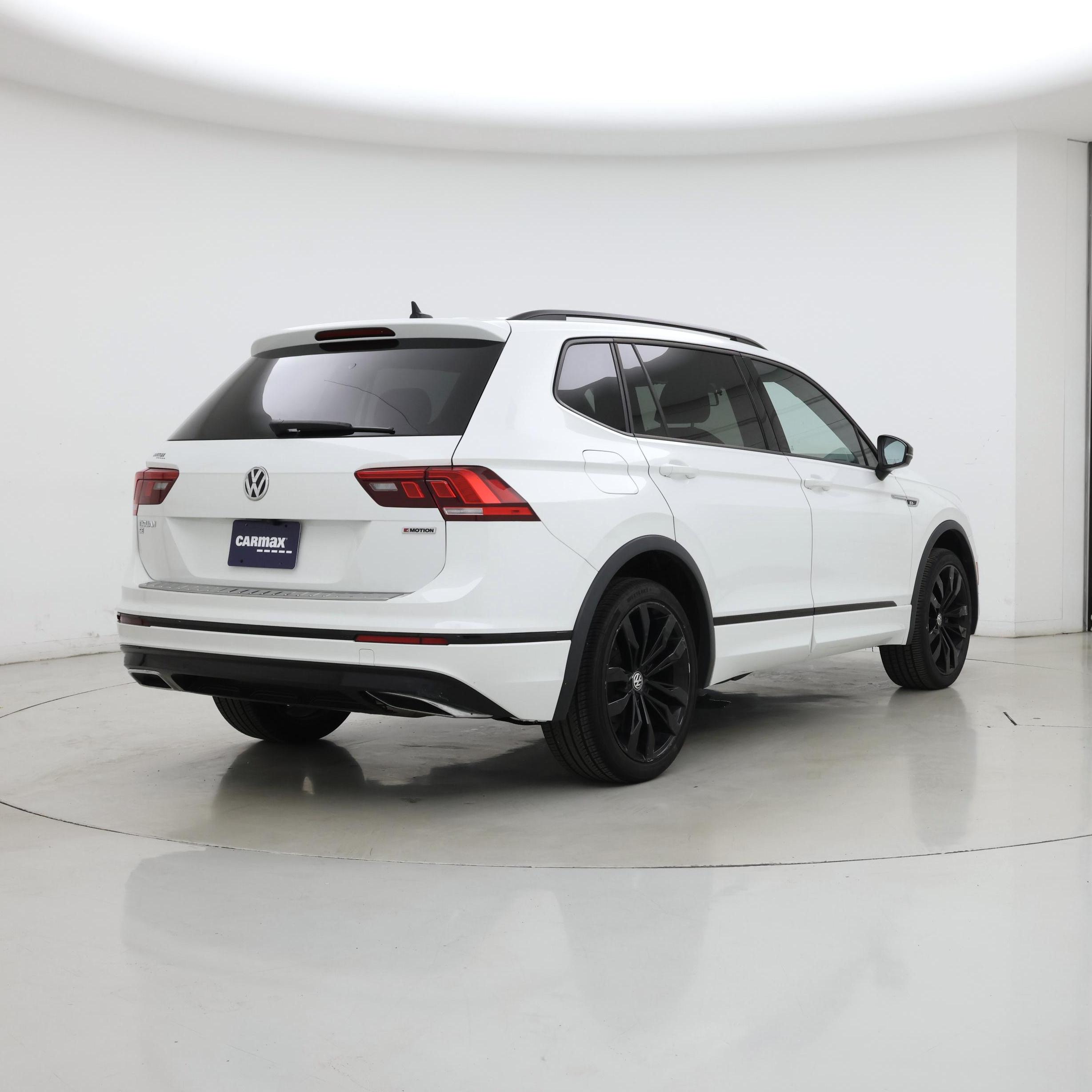 Thumbnail: 2021 Volkswagen Tiguan - 8