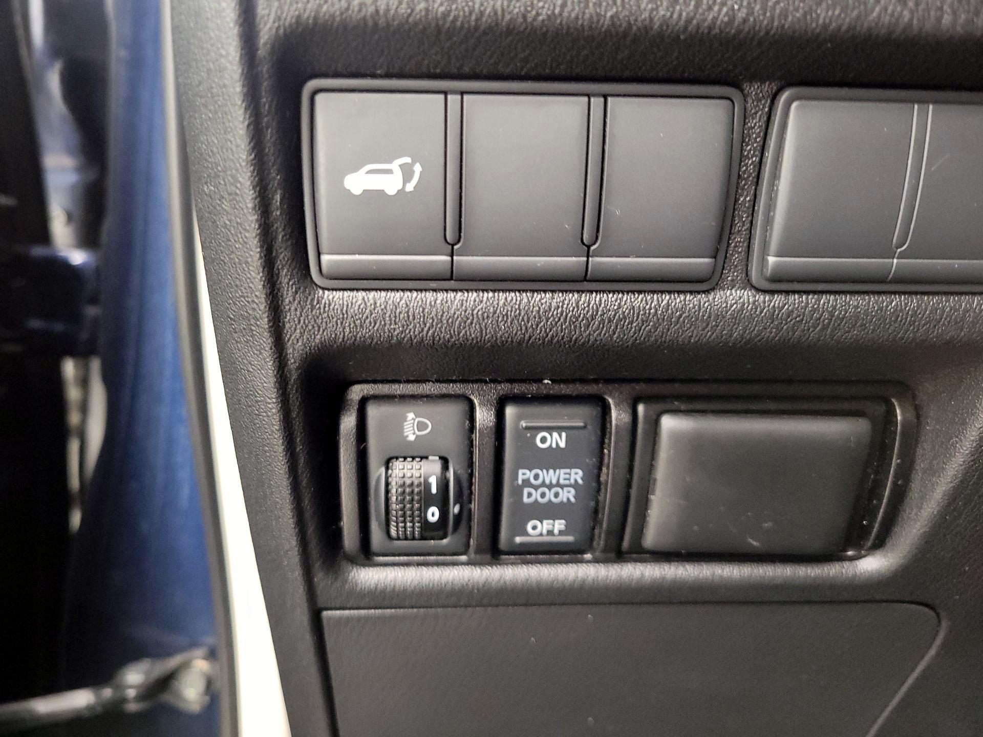 Thumbnail: 2018 Nissan Armada - 13