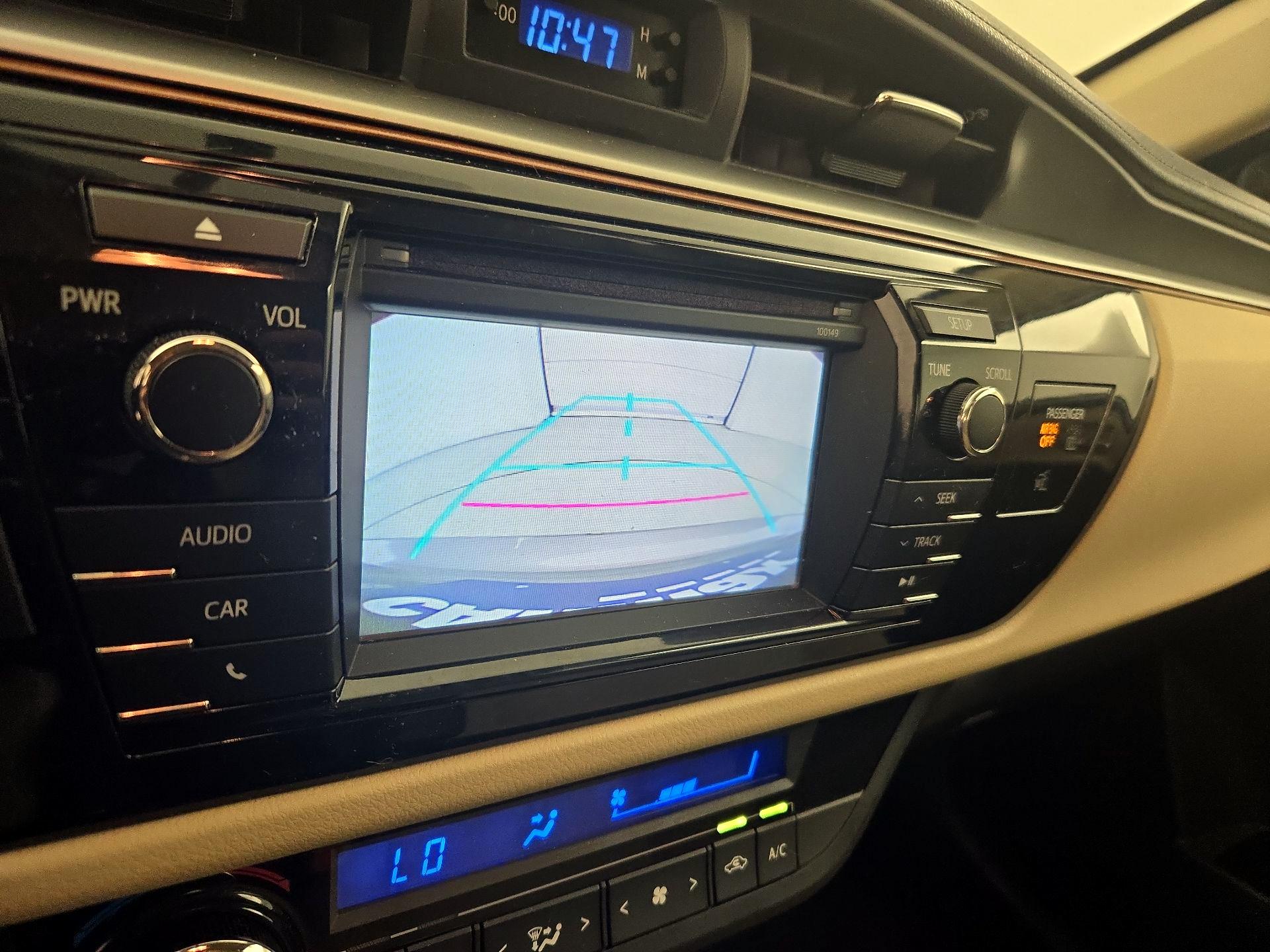 Thumbnail: 2015 Toyota Corolla - 14