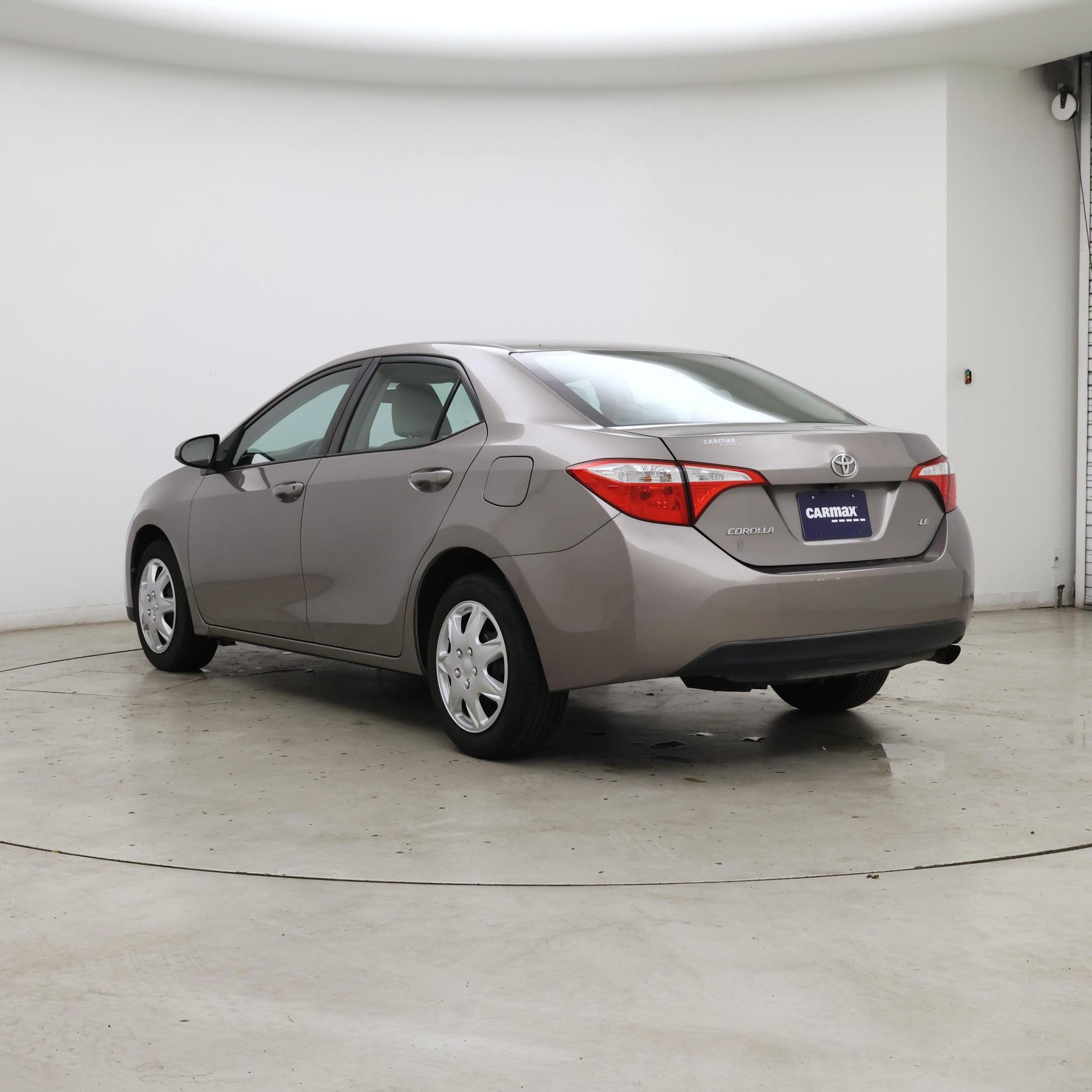 Thumbnail: 2015 Toyota Corolla - 2