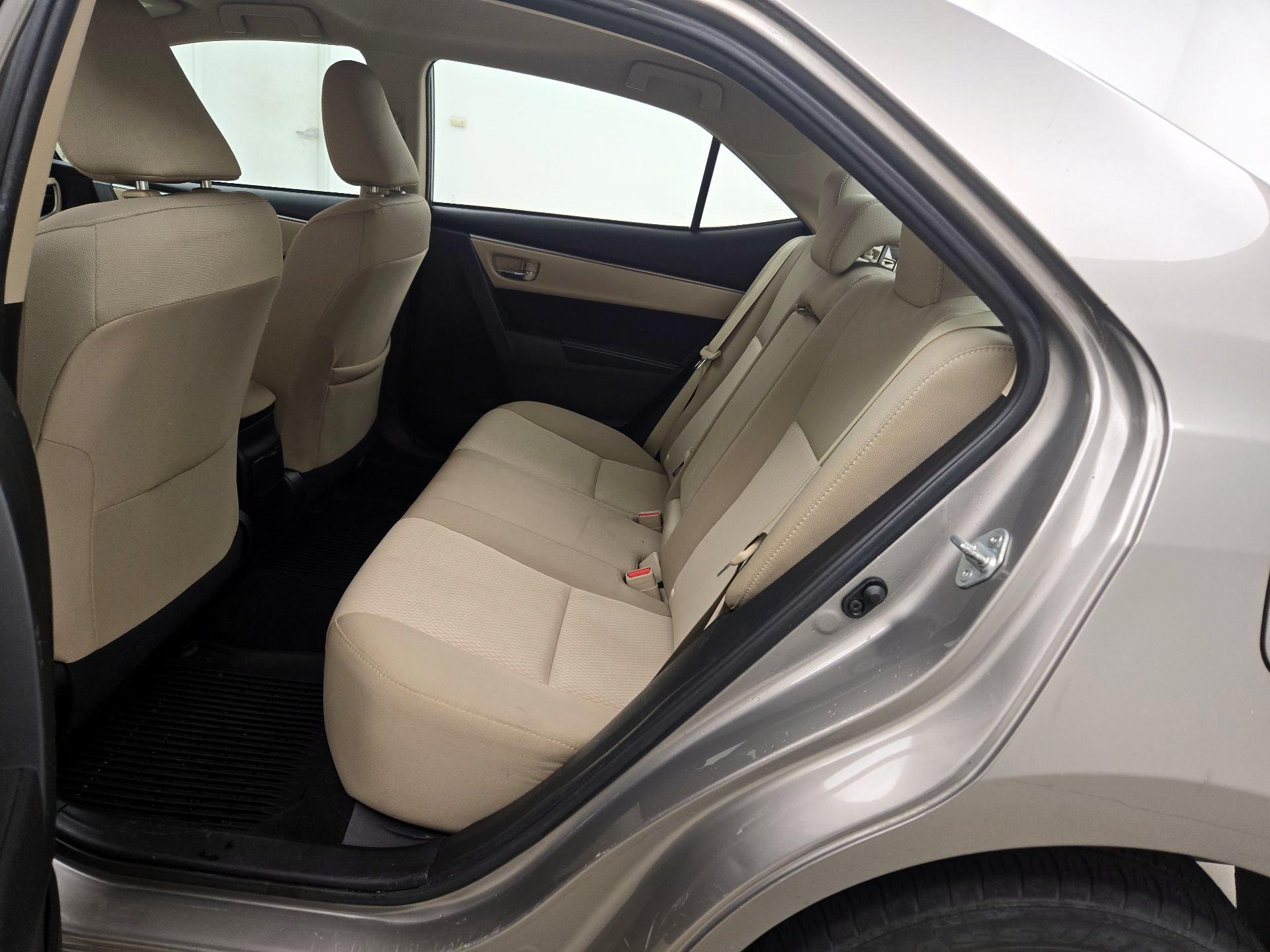 Thumbnail: 2015 Toyota Corolla - 19