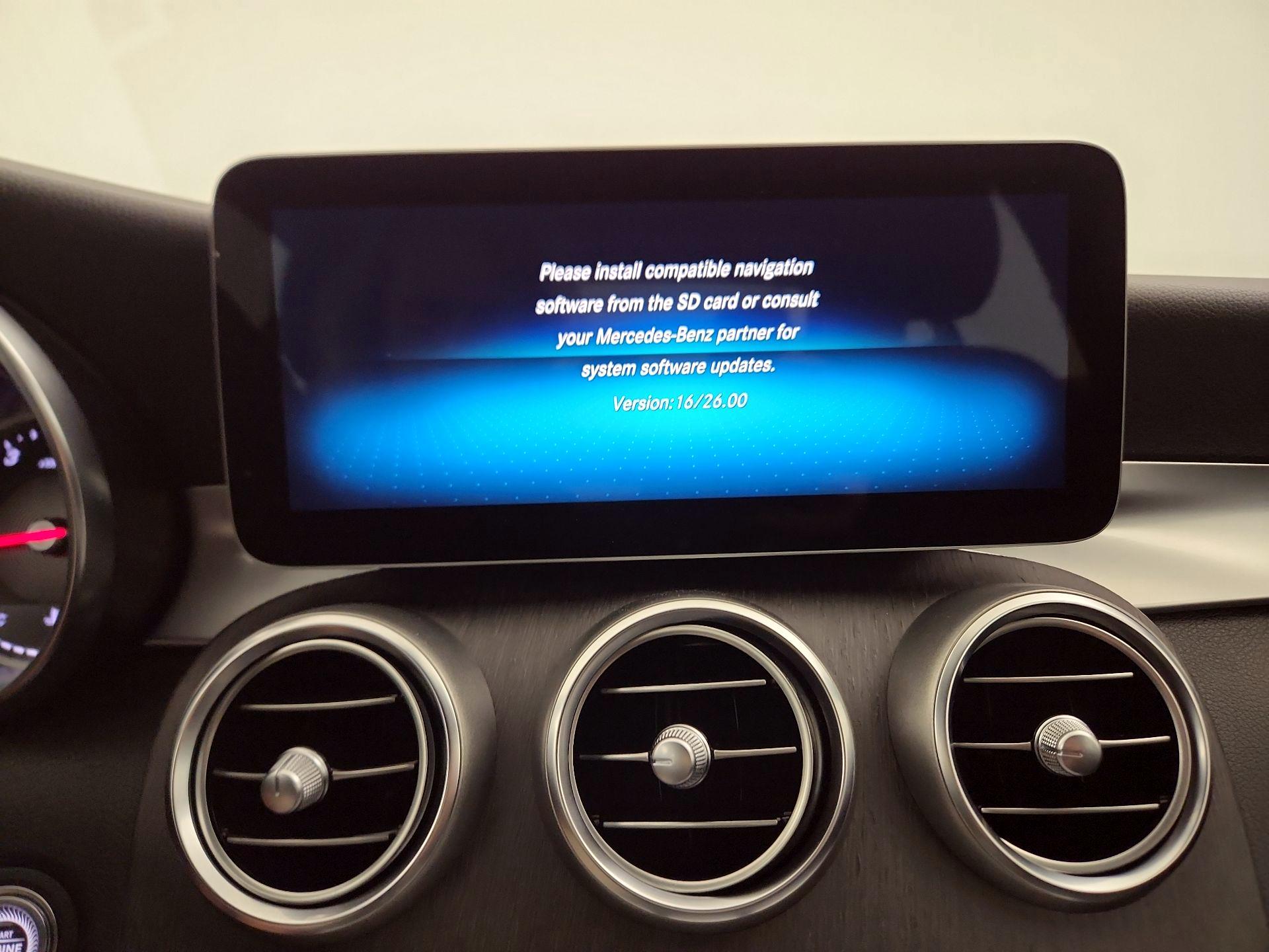 Thumbnail: 2020 Mercedes-Benz C-Class - 15