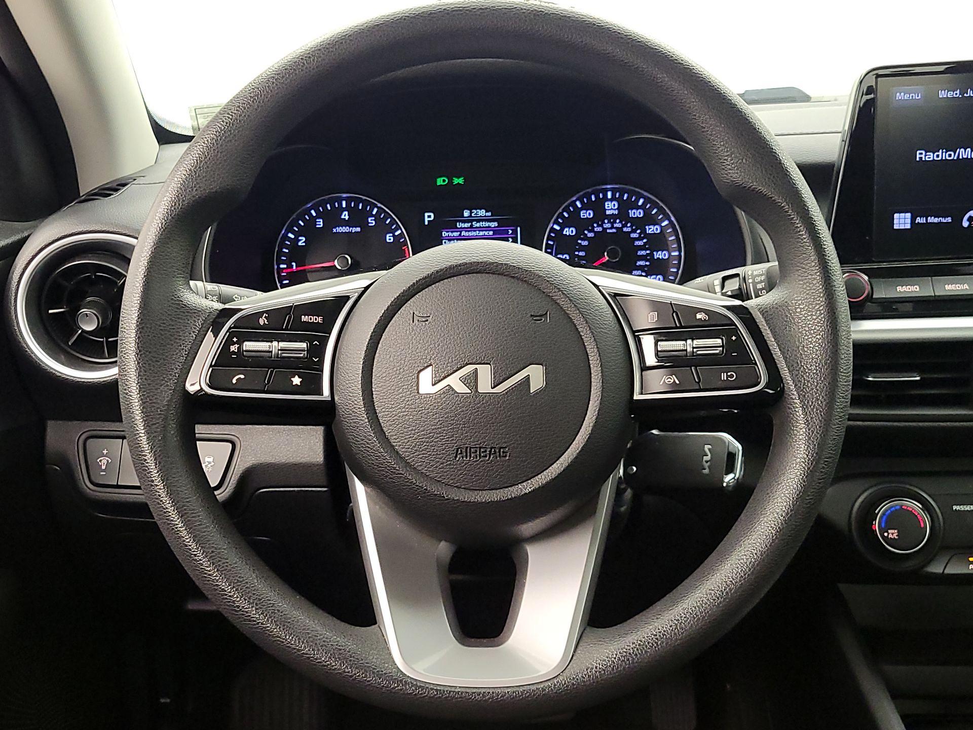 Thumbnail: 2023 Kia Forte - 10