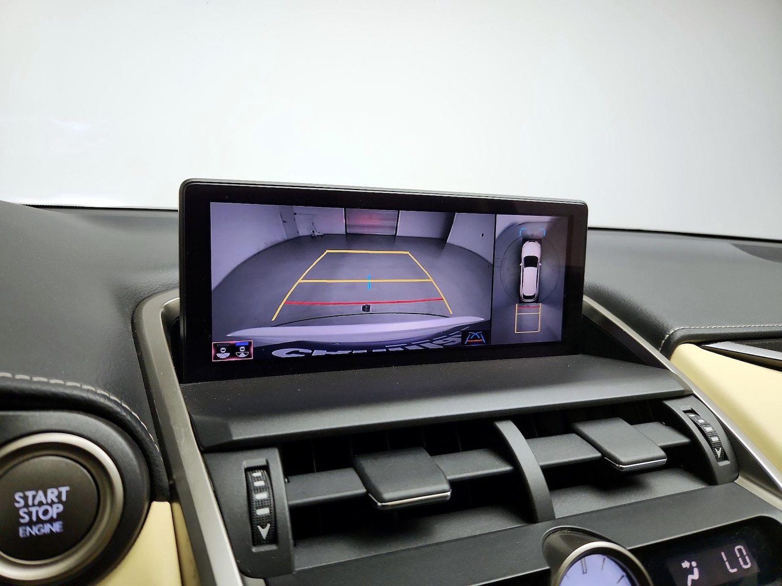 2021 Lexus NX 300 - Photo 16