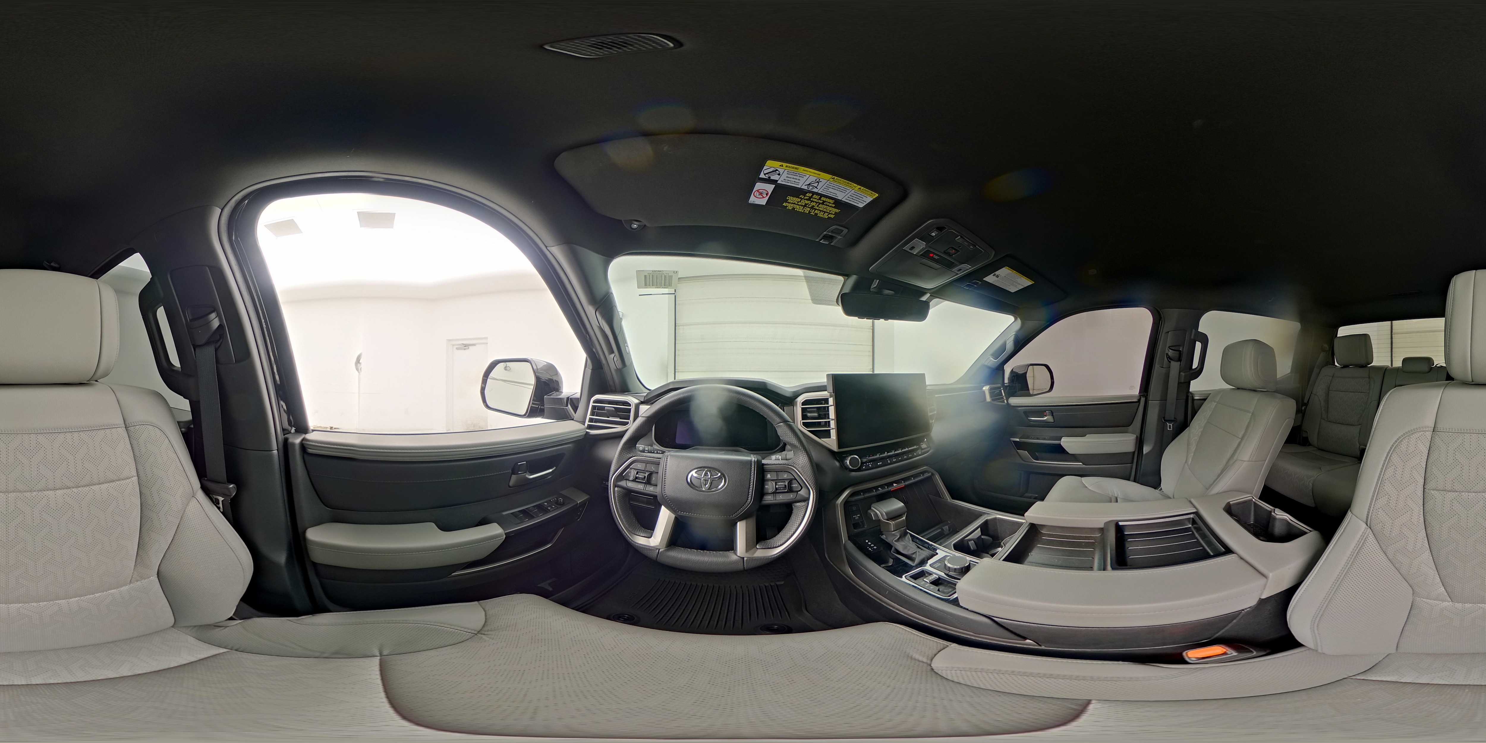 2025 Toyota Tundra Limited - Photo 28