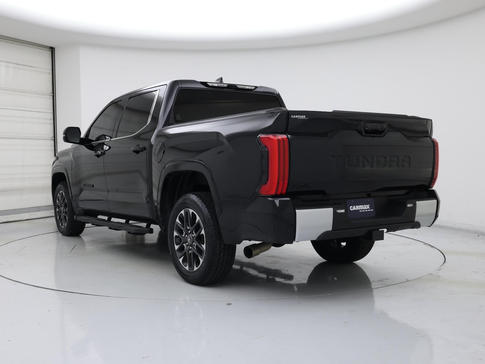 2025 Toyota Tundra Limited - Photo 3