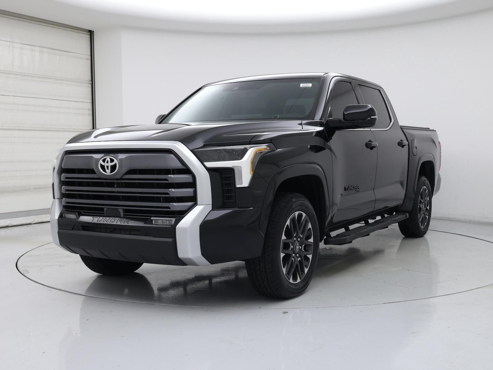 2025 Toyota Tundra Limited - Photo 5