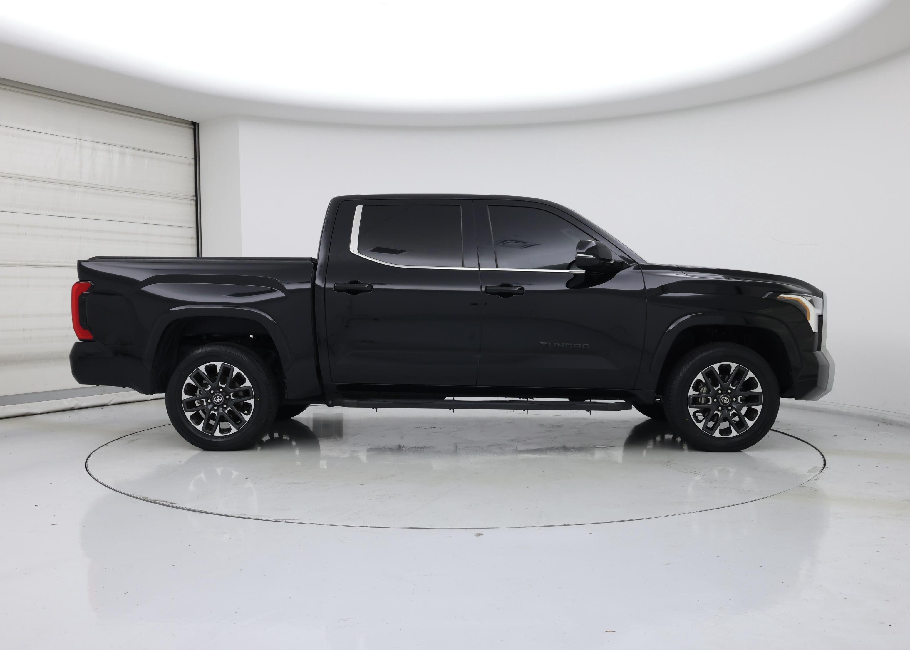 Thumbnail: 2025 Toyota Tundra - 7