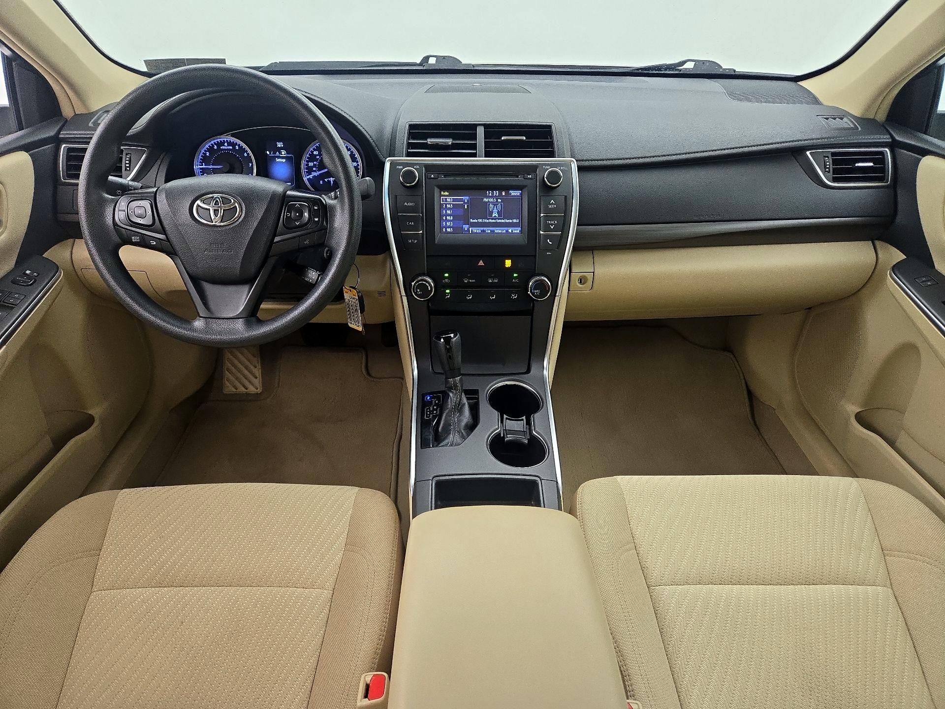 Thumbnail: 2016 Toyota Camry - 9