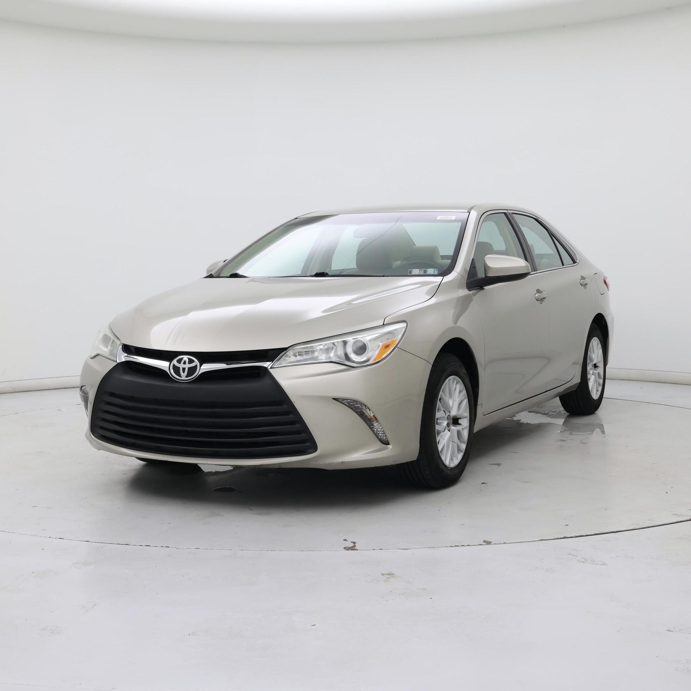Thumbnail: 2016 Toyota Camry - 4