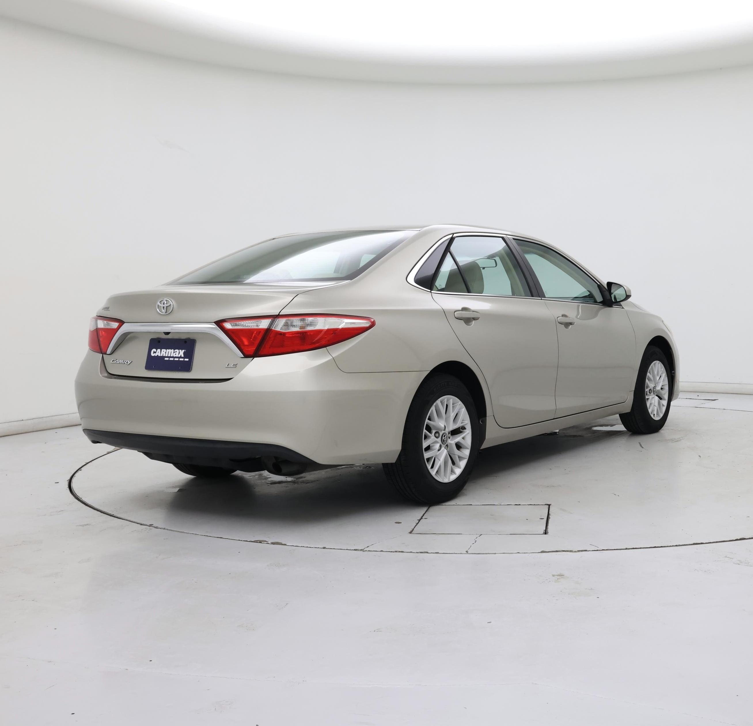 Thumbnail: 2016 Toyota Camry - 8