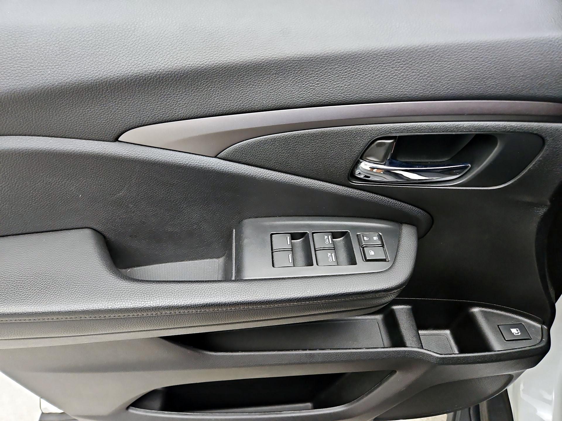 Thumbnail: 2021 Honda Passport - 12