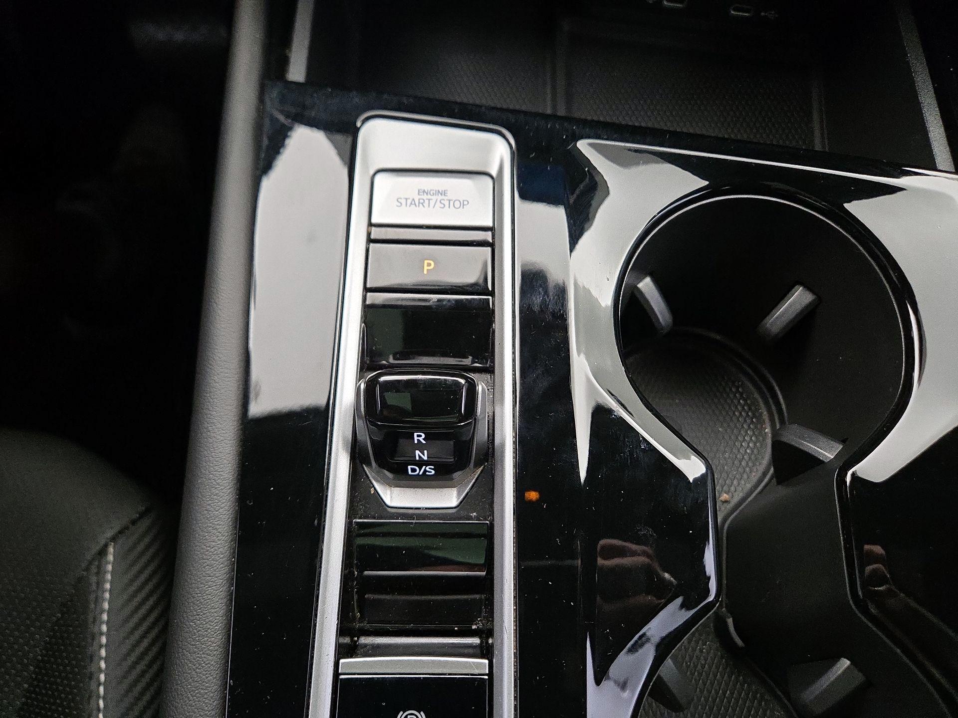 Thumbnail: 2024 Volkswagen Atlas - 17