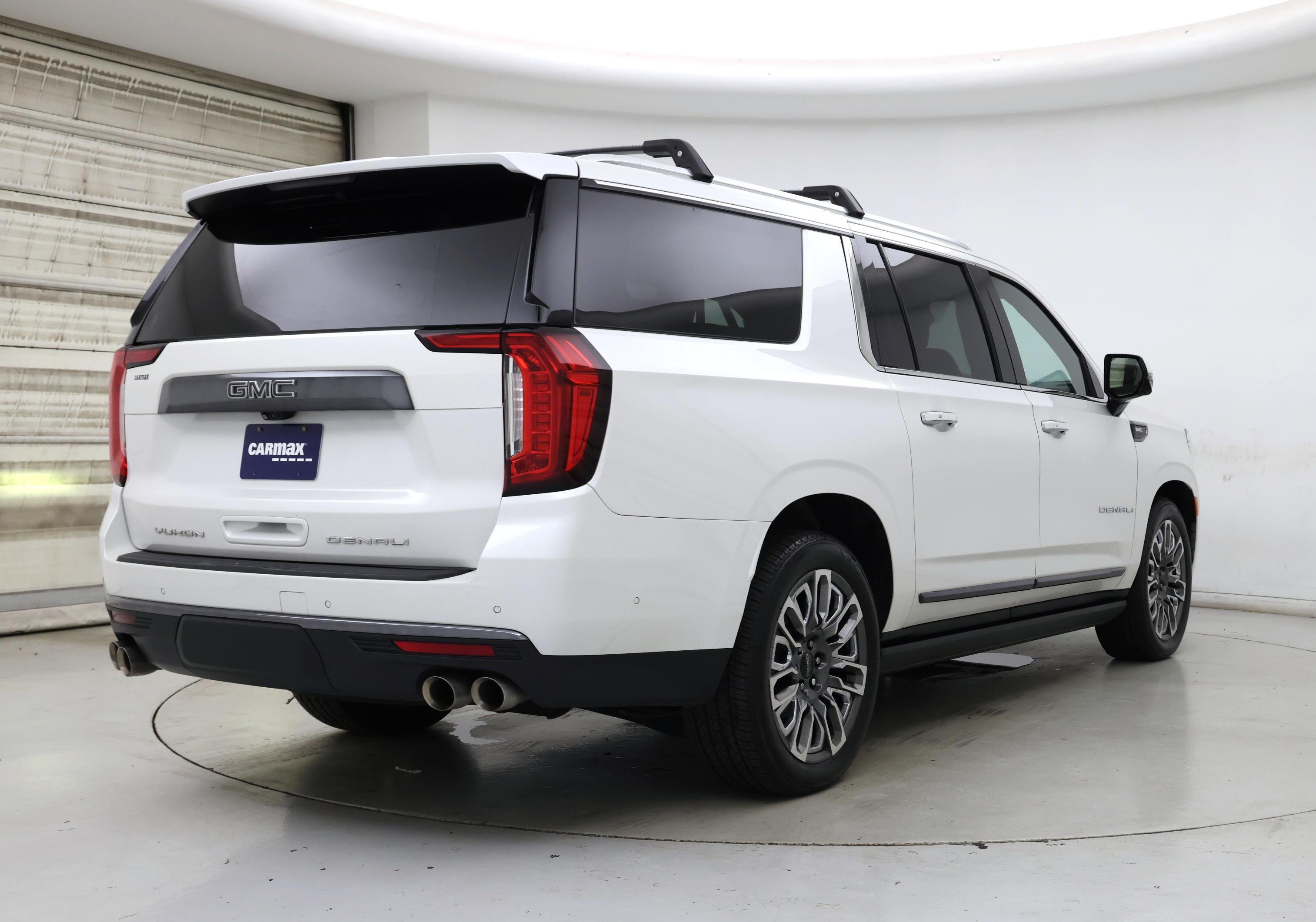Thumbnail: 2023 GMC Yukon XL - 8