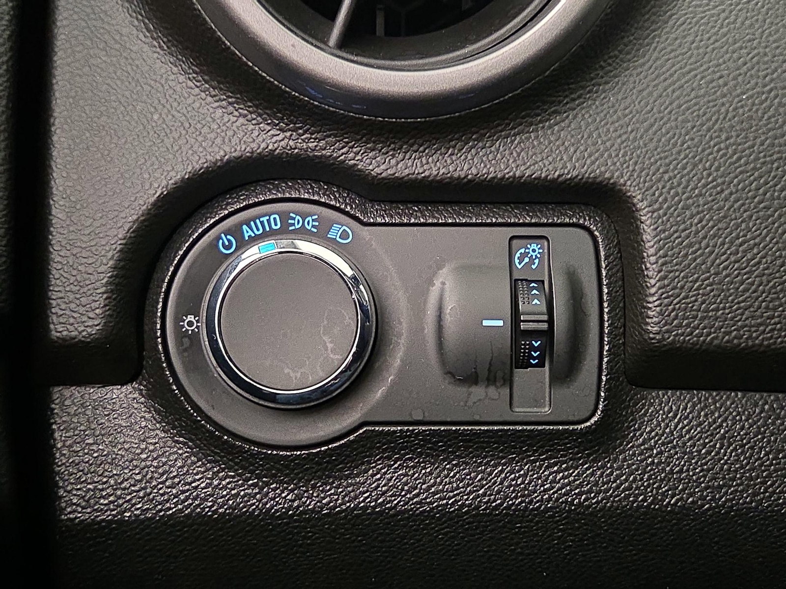 2016 Chevrolet Trax LS - Photo 14