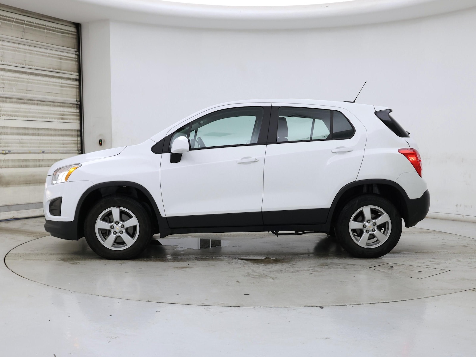 2016 Chevrolet Trax LS - Photo 4