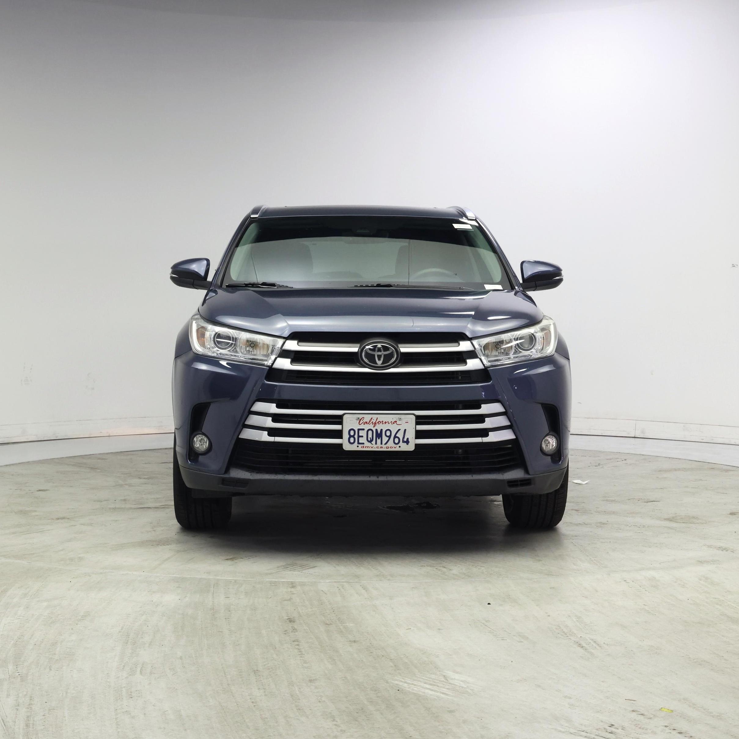 Thumbnail: 2018 Toyota Highlander - 5