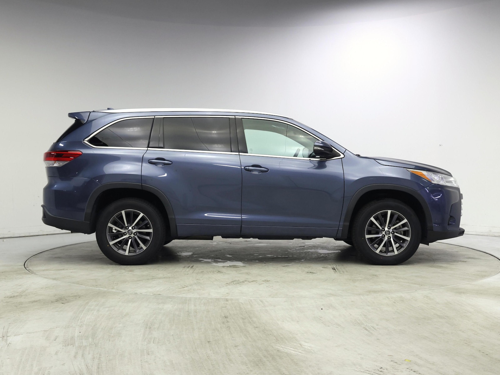 2018 Toyota Highlander XLE - Photo 8