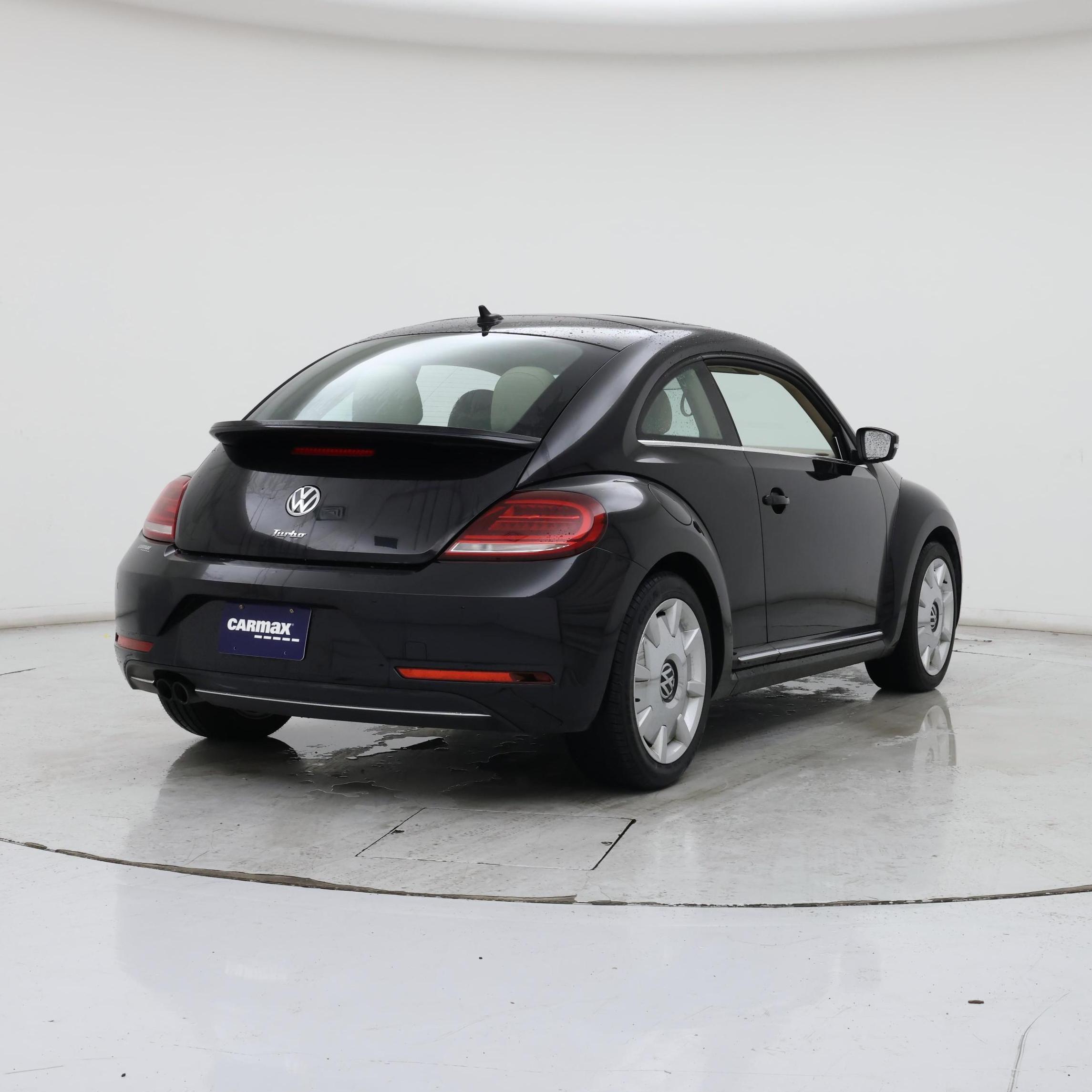 Thumbnail: 2018 Volkswagen Beetle - 8