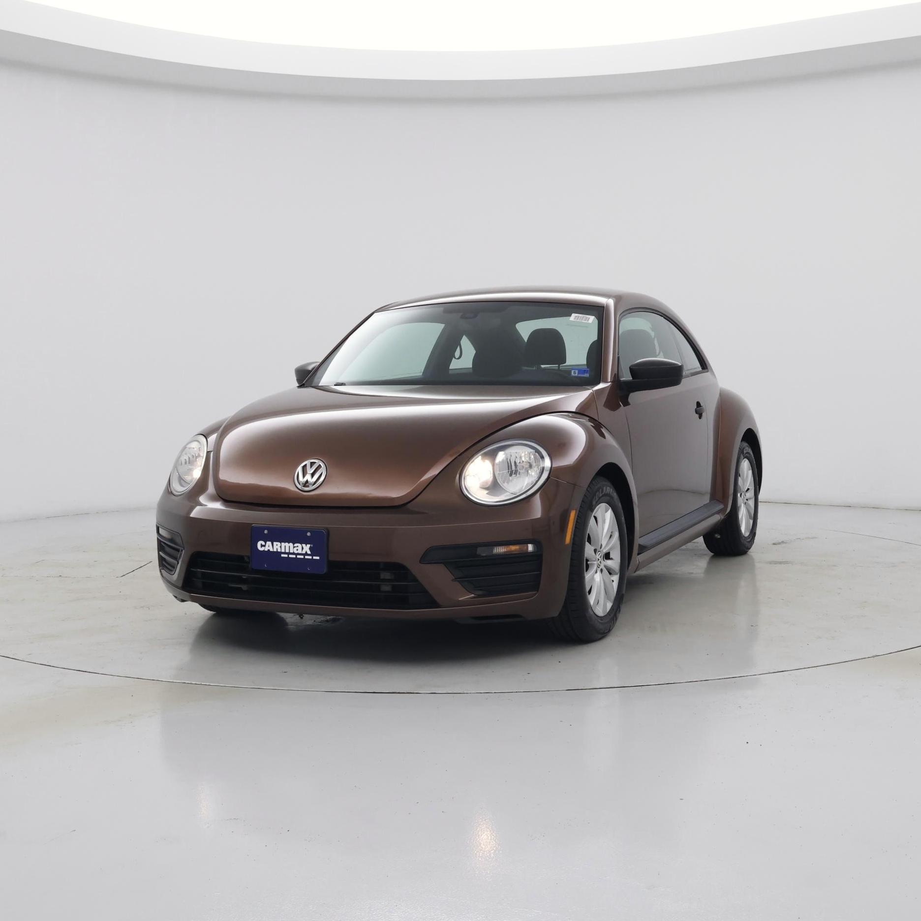 Thumbnail: 2017 Volkswagen Beetle - 4