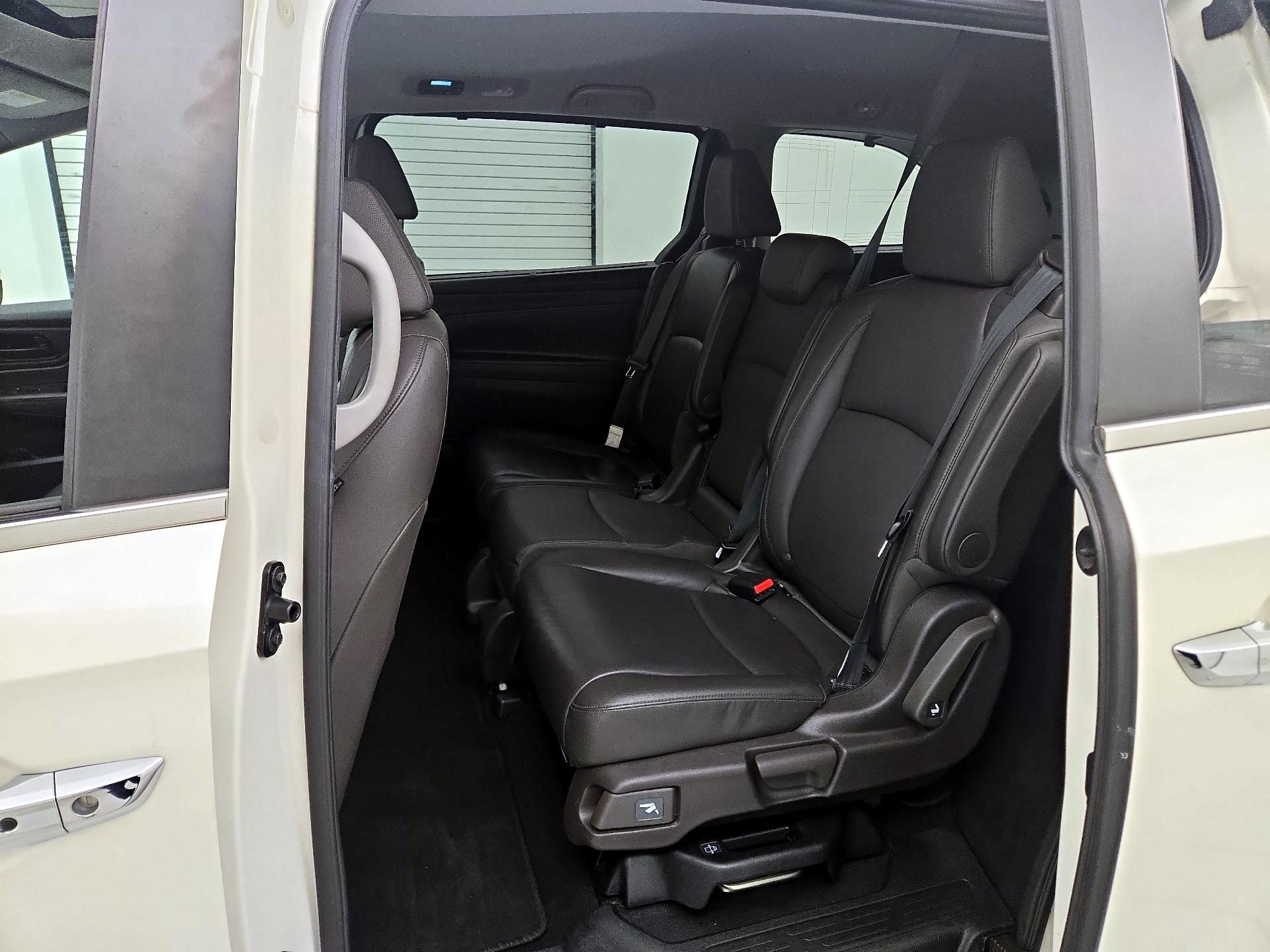 Thumbnail: 2018 Honda Odyssey - 20
