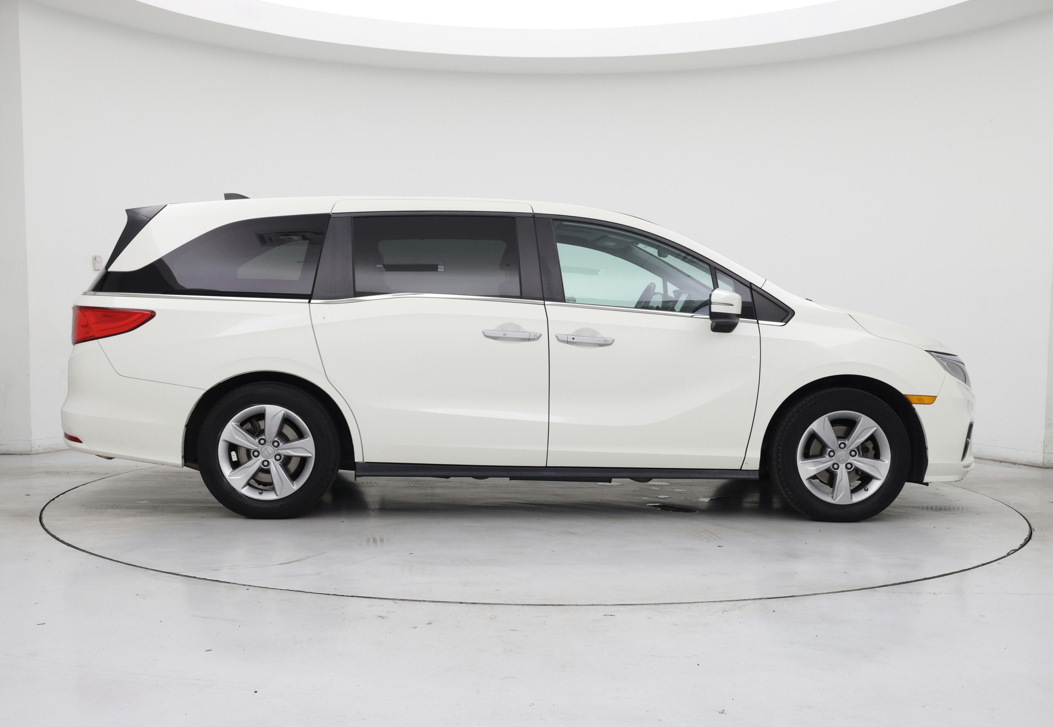 Thumbnail: 2018 Honda Odyssey - 7