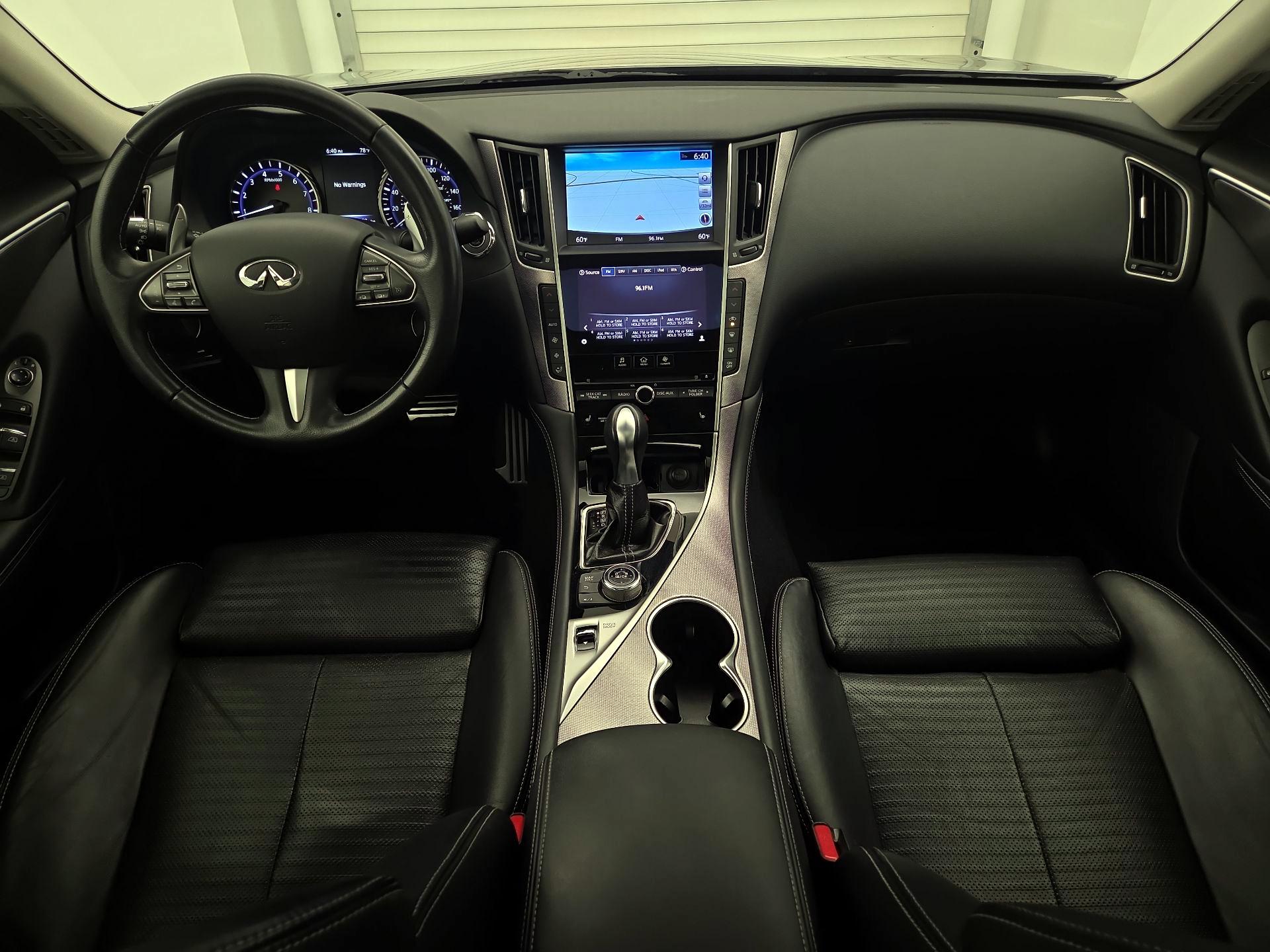 Thumbnail: 2015 INFINITI Q50 - 9