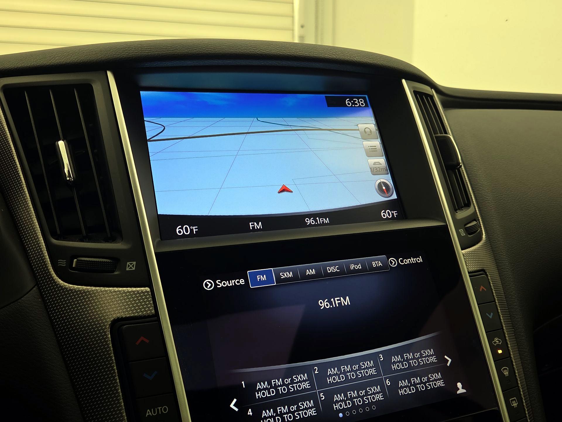 Thumbnail: 2015 INFINITI Q50 - 14