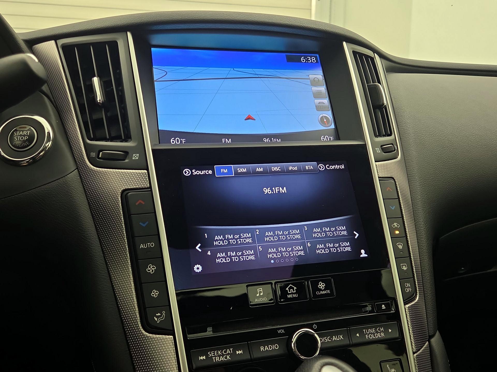 Thumbnail: 2015 INFINITI Q50 - 16