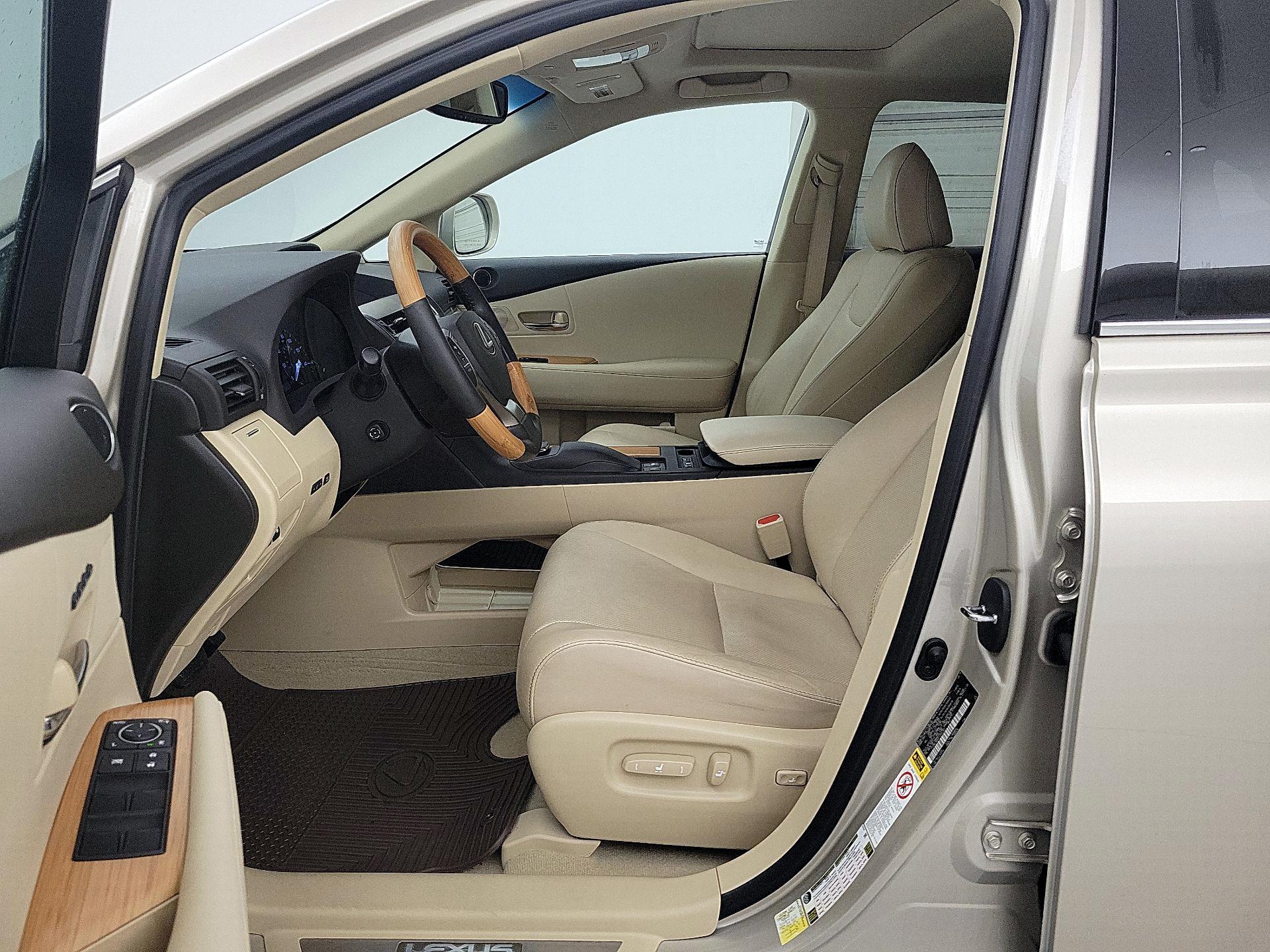 Thumbnail: 2015 Lexus RX - 11