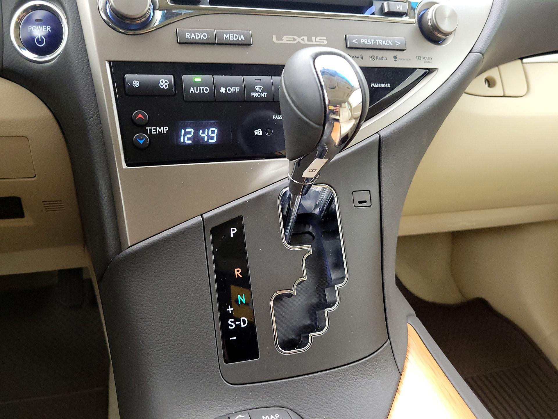 Thumbnail: 2015 Lexus RX - 17