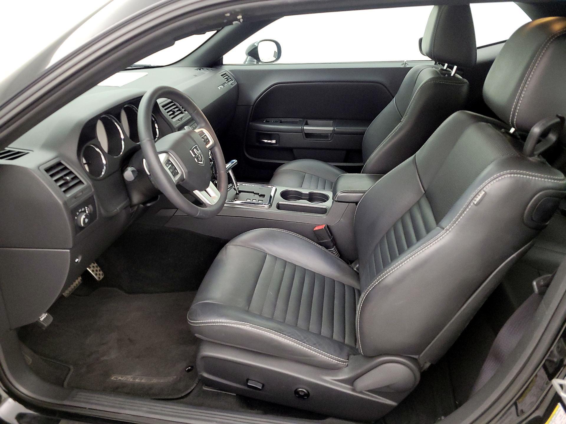 Thumbnail: 2014 Dodge Challenger - 11